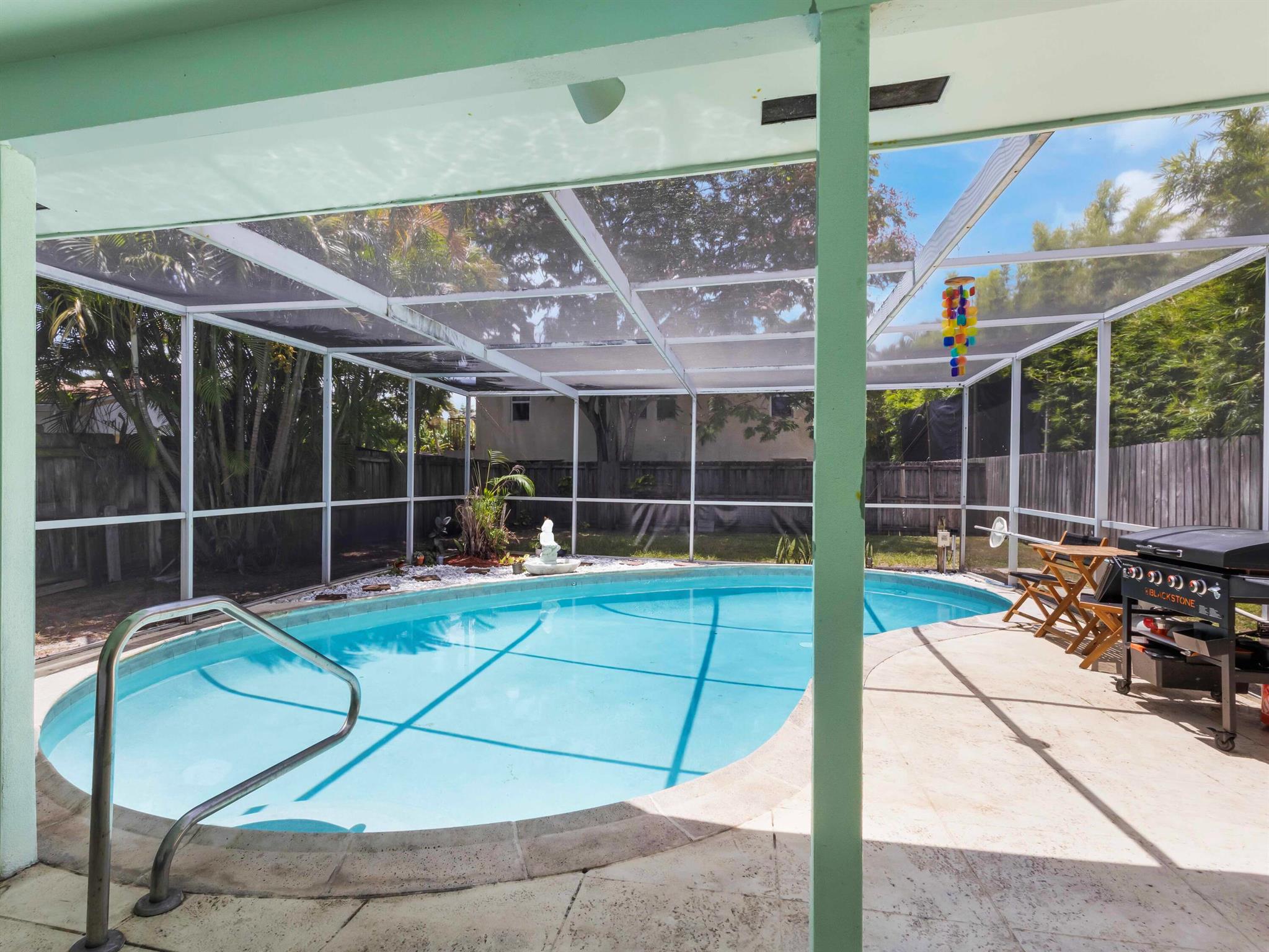 OAKLAND PARK SECOND ADD - Residential Income