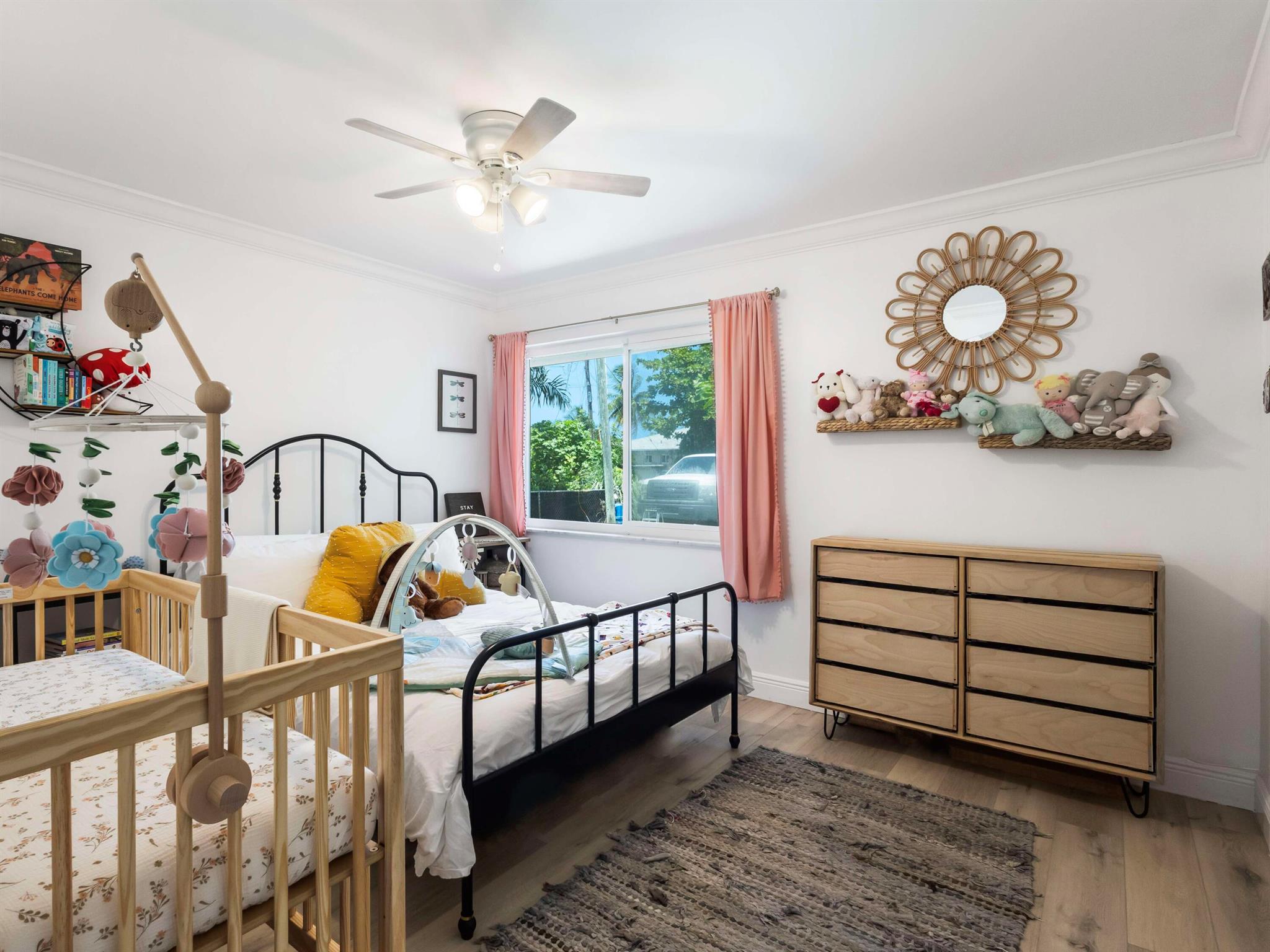 OAKLAND PARK SECOND ADD - Residential Income
