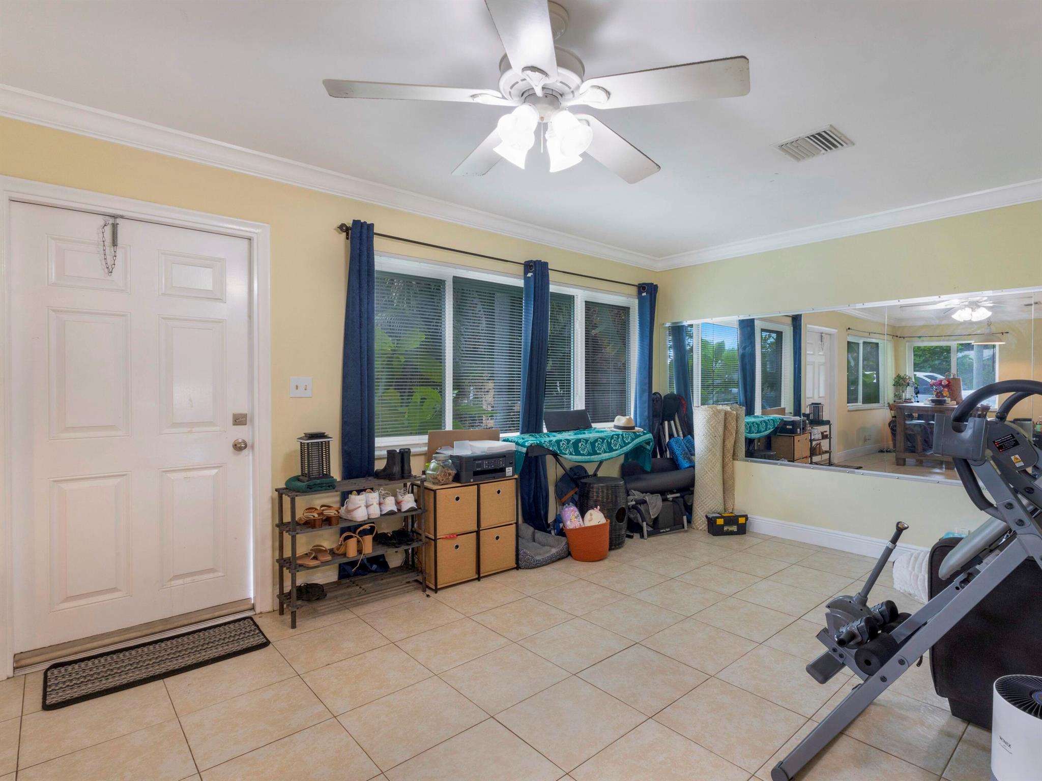 OAKLAND PARK SECOND ADD - Residential Income