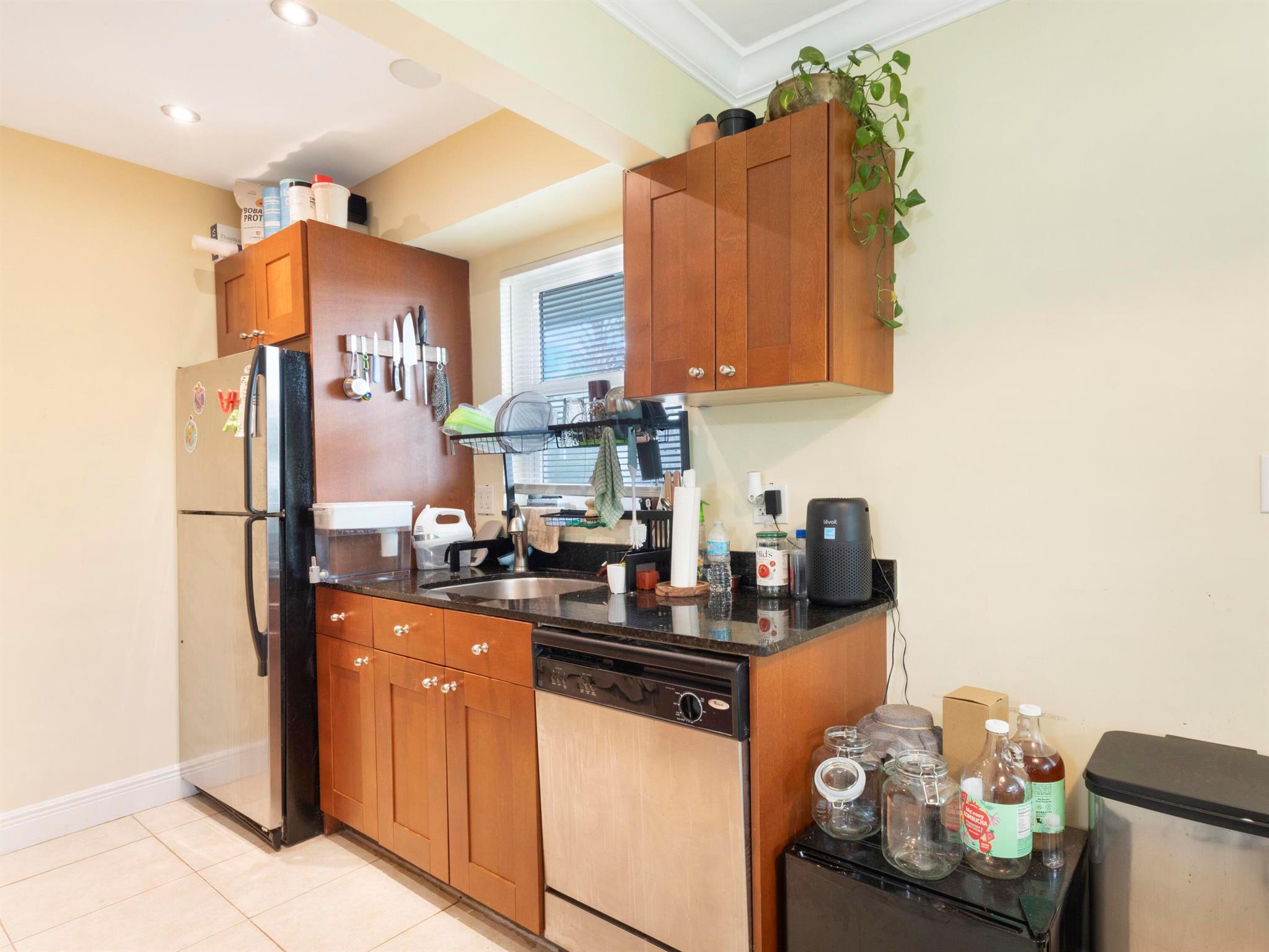 OAKLAND PARK SECOND ADD - Residential Income