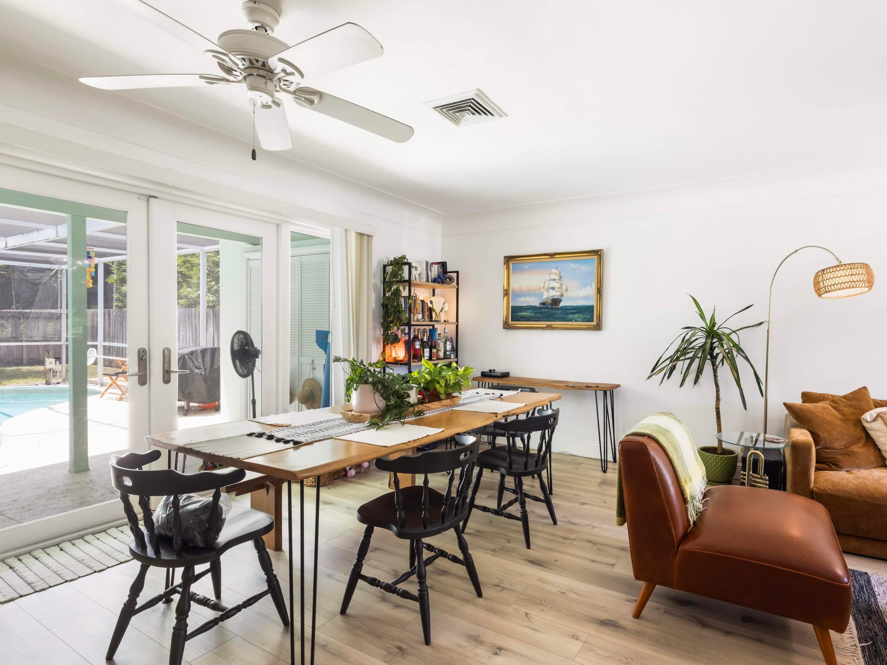 OAKLAND PARK SECOND ADD - Residential Income