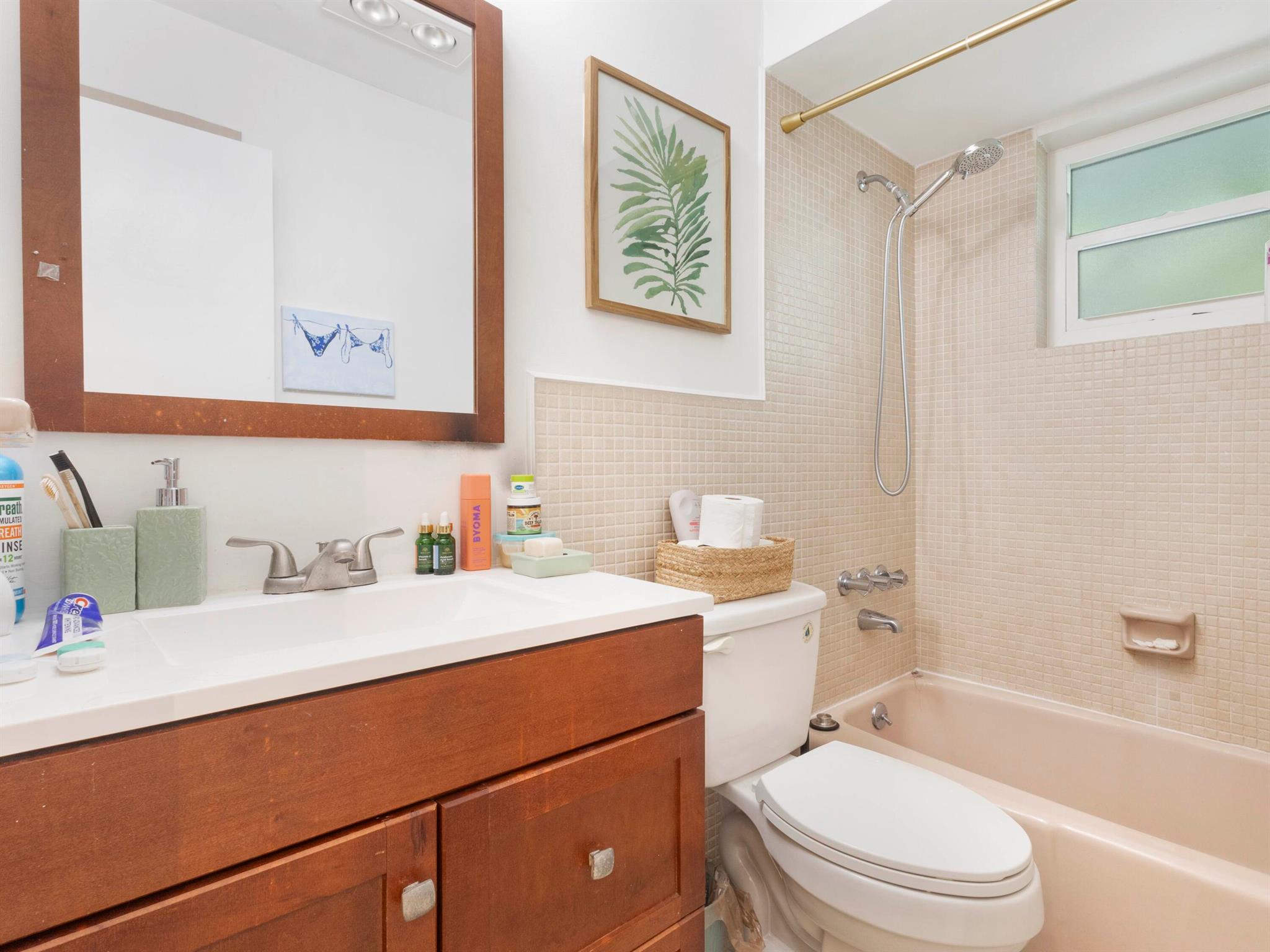 OAKLAND PARK SECOND ADD - Residential Income