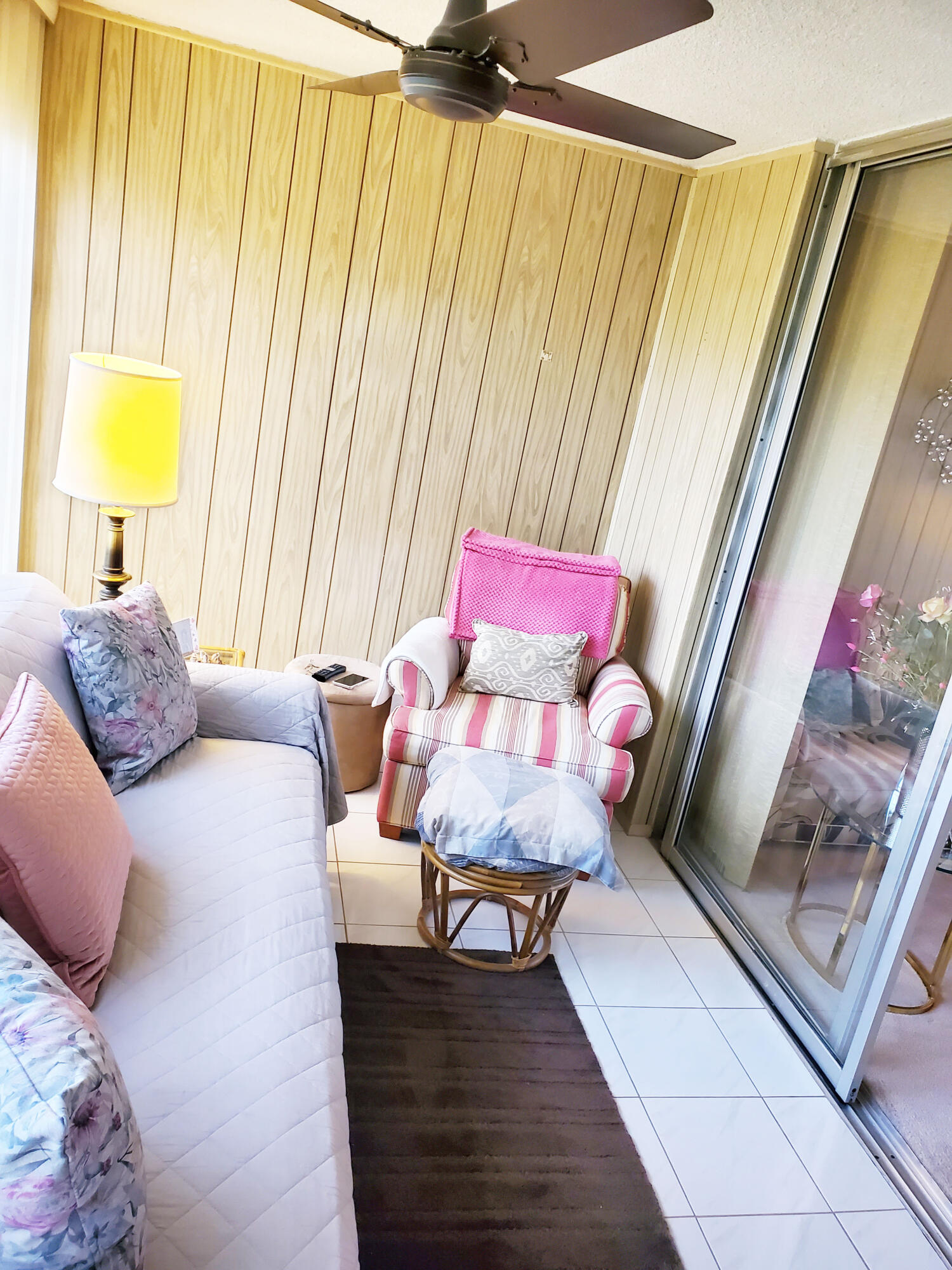 11 OF PALM SPRINGS 2 CONDO - Residential