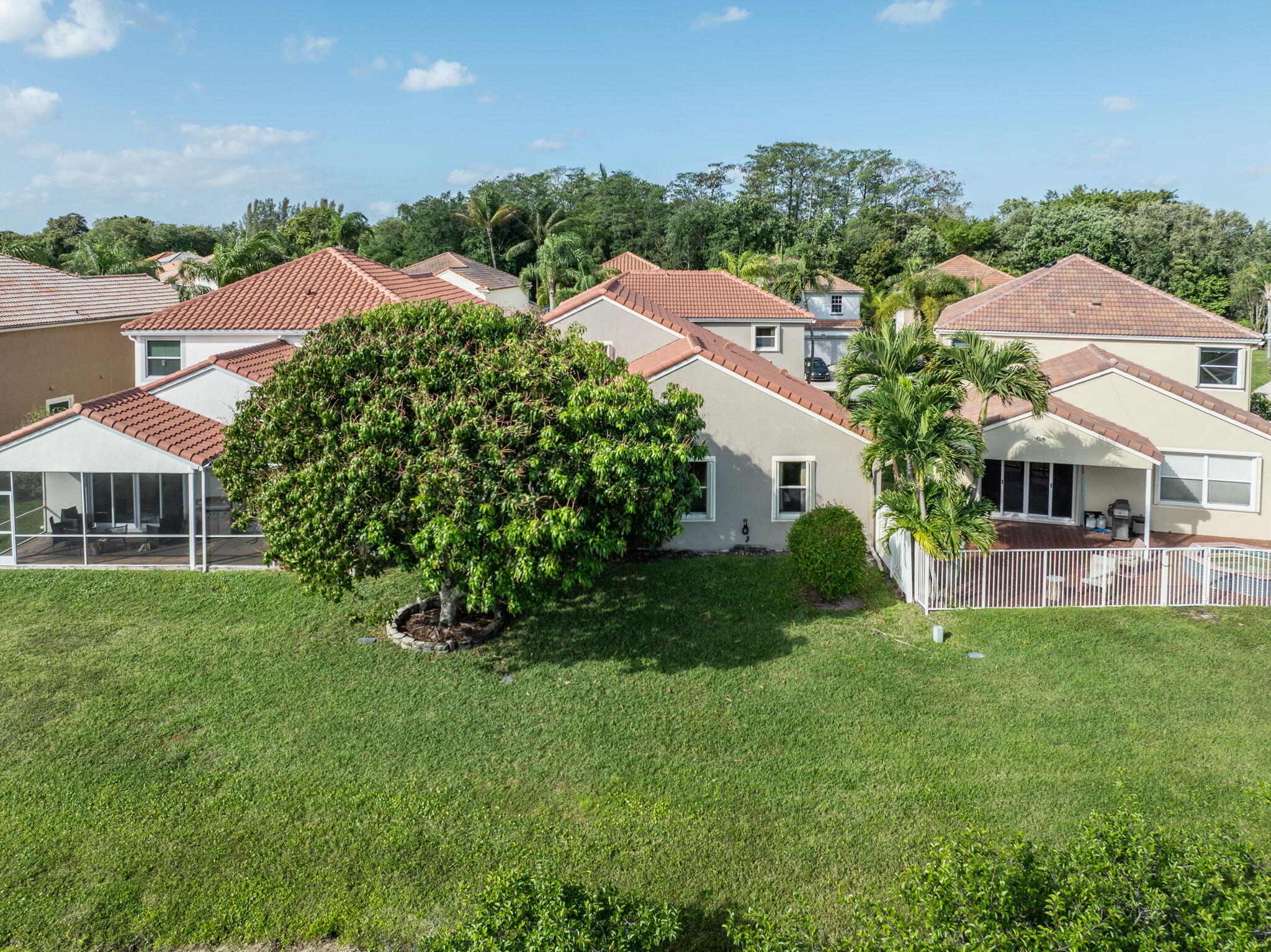 MIZNER POINTE OF BOCA VIA ANCHO - Residential