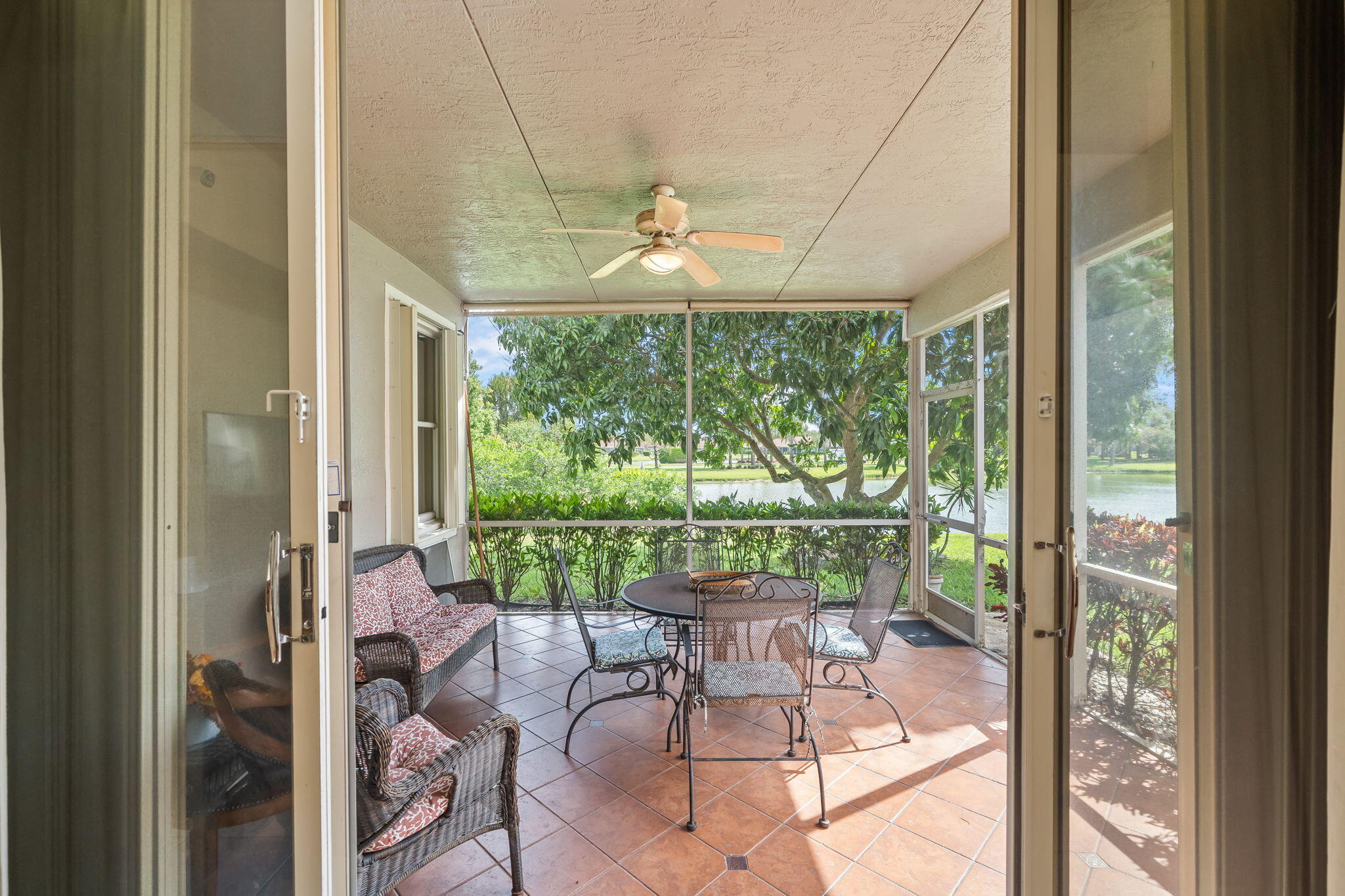 MIZNER POINTE OF BOCA VIA ANCHO - Residential