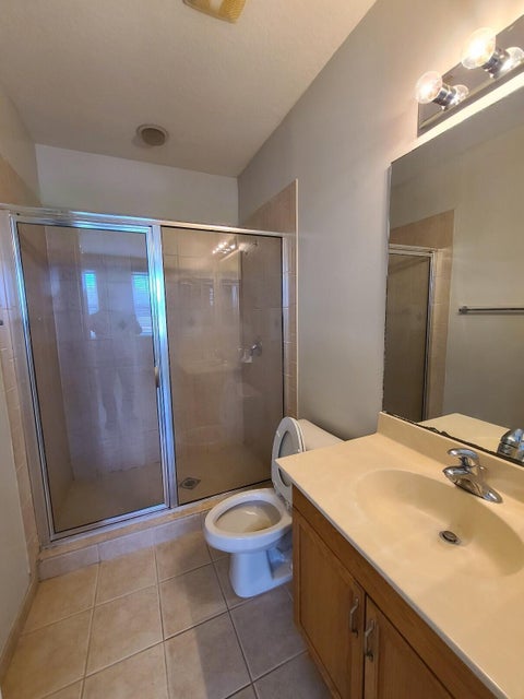 Tiny photo for 590 AMADOR Lane #6, West Palm Beach, FL 33401 (MLS # B26088588)