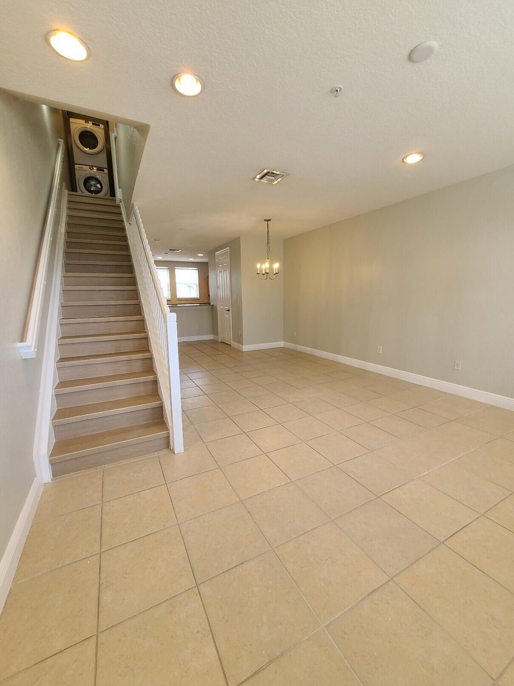 Photo of 590 AMADOR Lane #6, West Palm Beach, FL 33401 (MLS # B26088588)