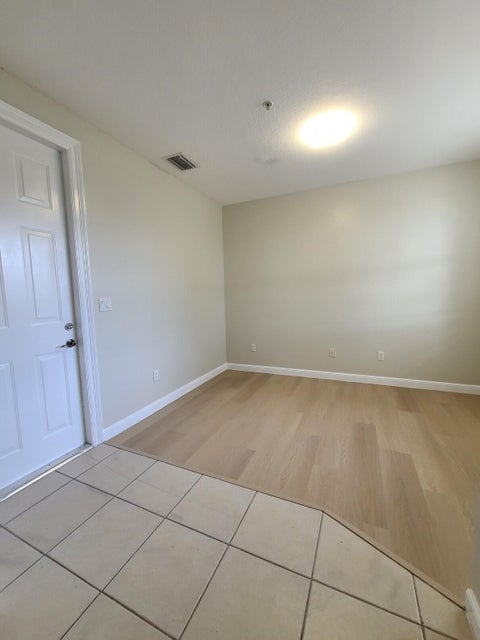 Tiny photo for 590 AMADOR Lane #6, West Palm Beach, FL 33401 (MLS # B26088588)