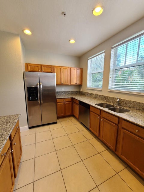 Tiny photo for 590 AMADOR Lane #6, West Palm Beach, FL 33401 (MLS # B26088588)