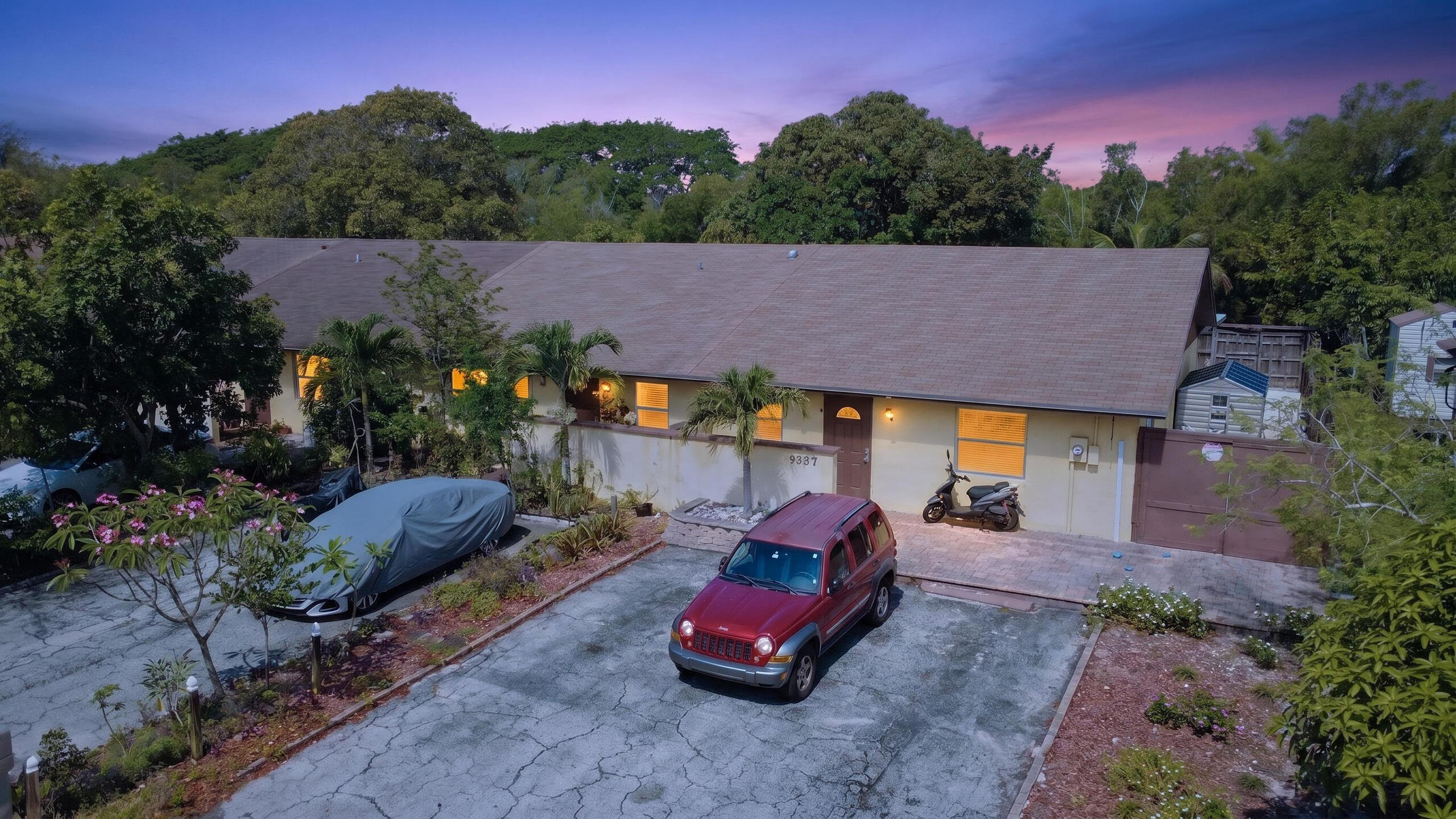 LAKE ISLAND - Residential