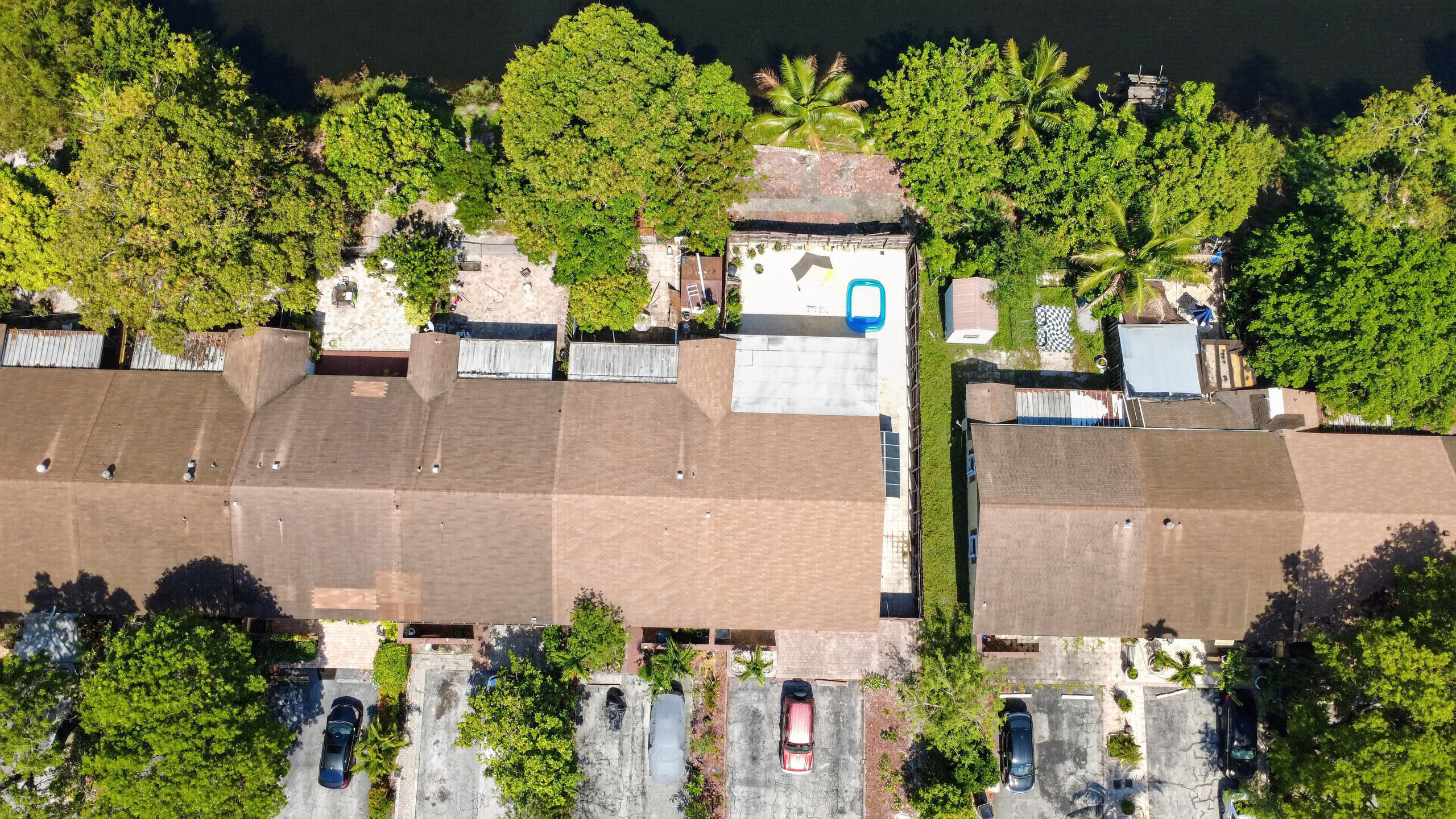 LAKE ISLAND - Residential