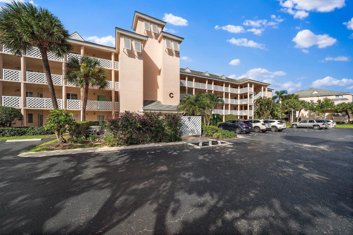 JUPITER BAY ONE THRU SIX CONDO - Residential Lease