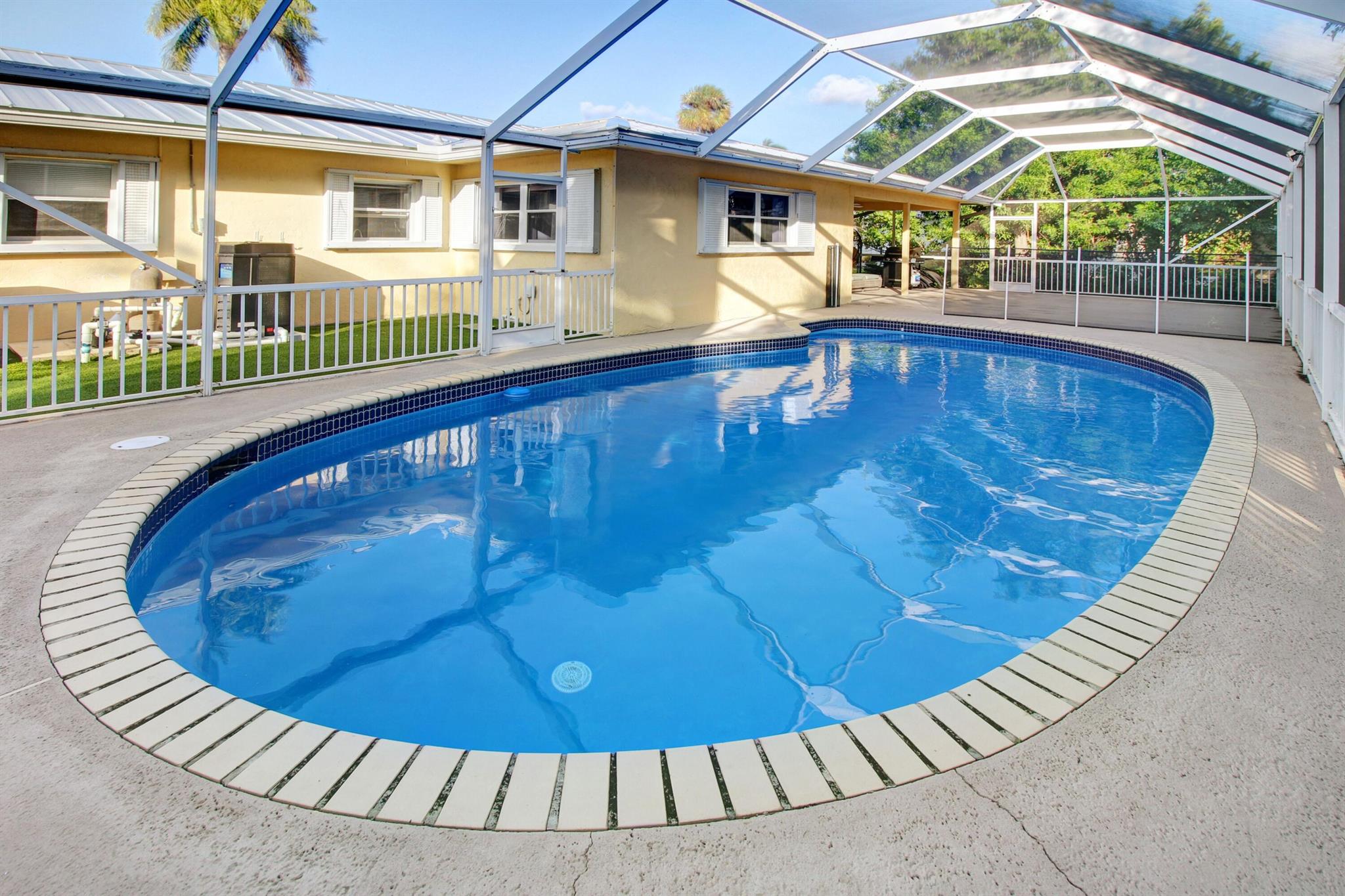 S/D OF 10-45-43, N 1/2 OF - Residential Lease