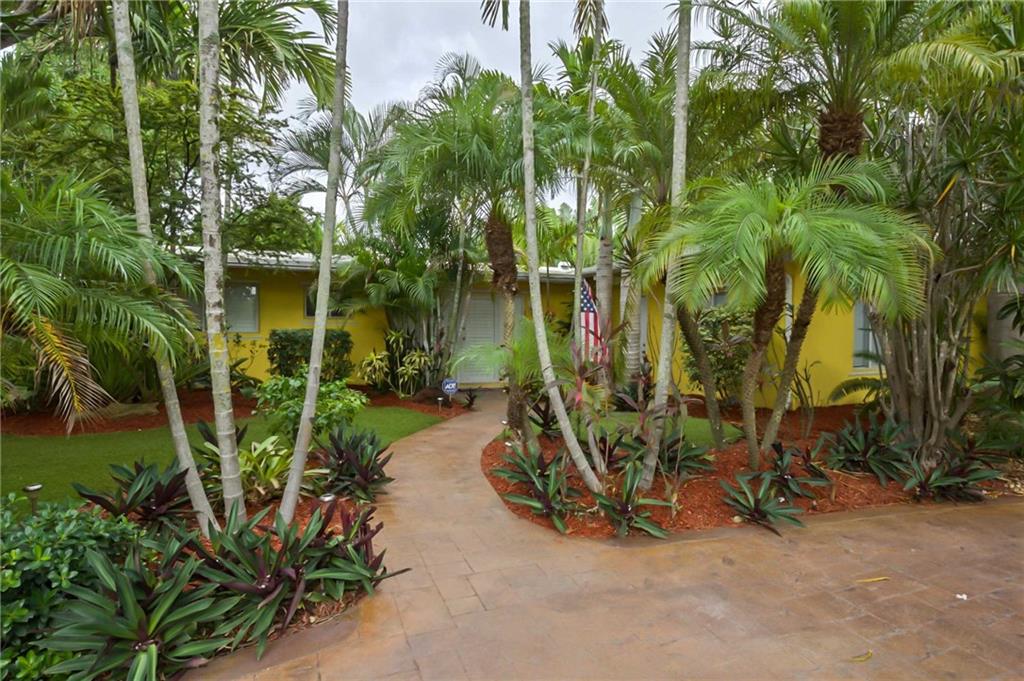 Lauderdale Isles 2 35-32 - Residential