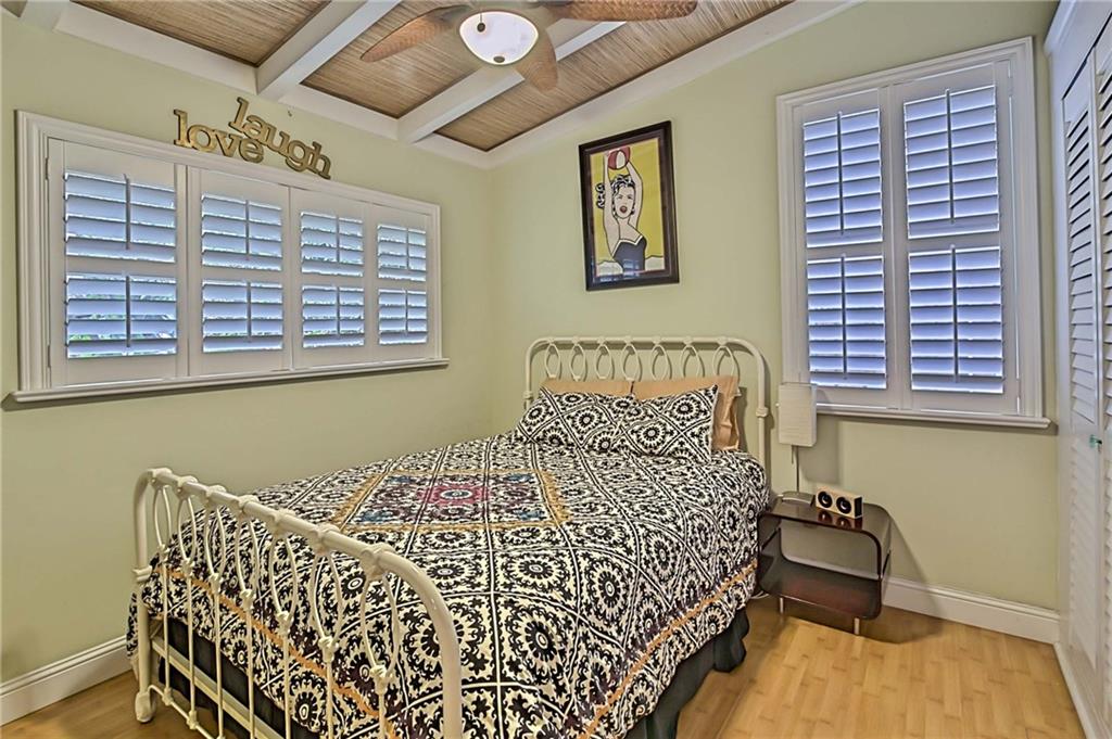 Lauderdale Isles 2 35-32 - Residential