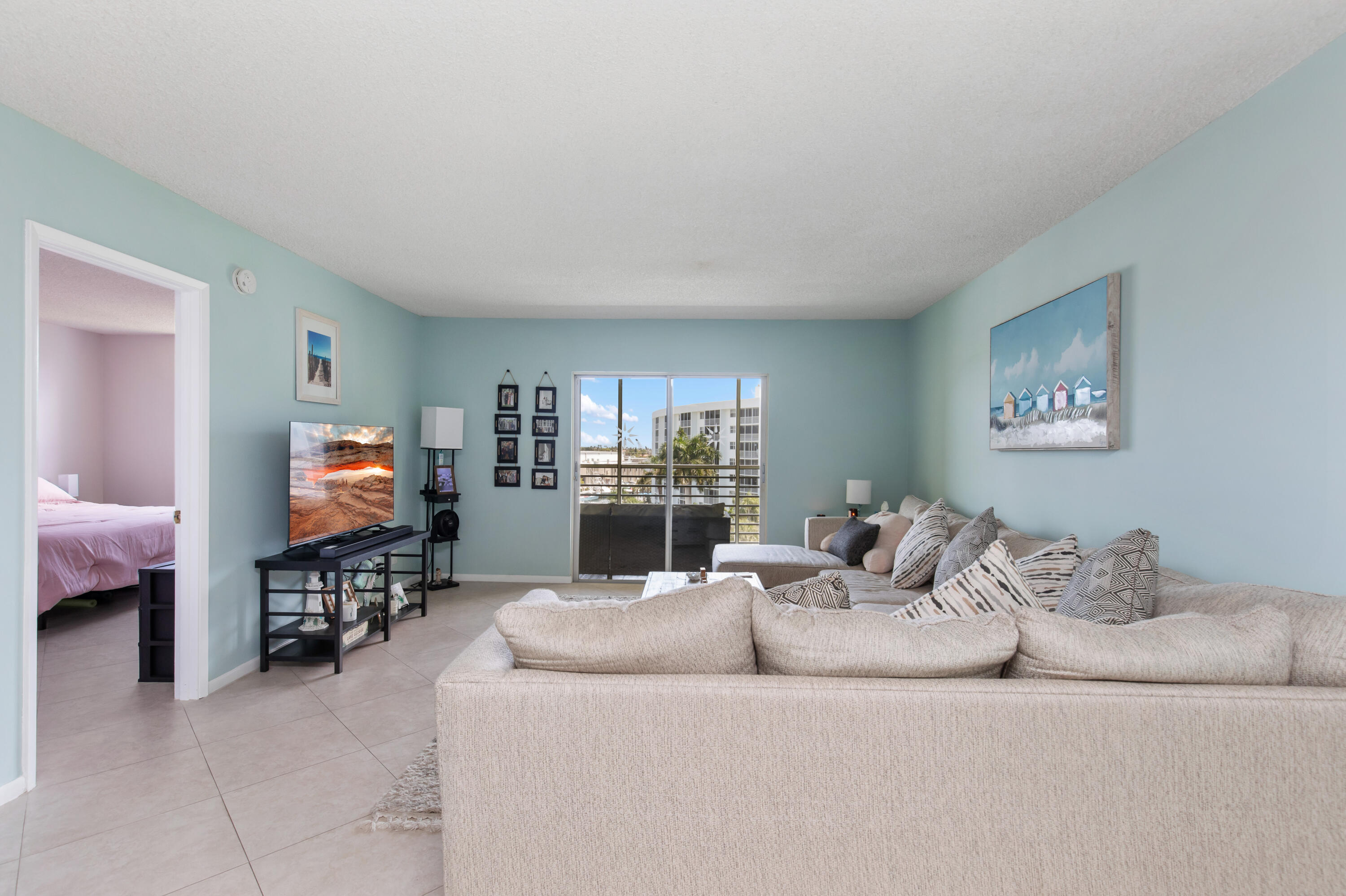 GARDEN AIRE VILLAGE SEA HAVEN - Residential