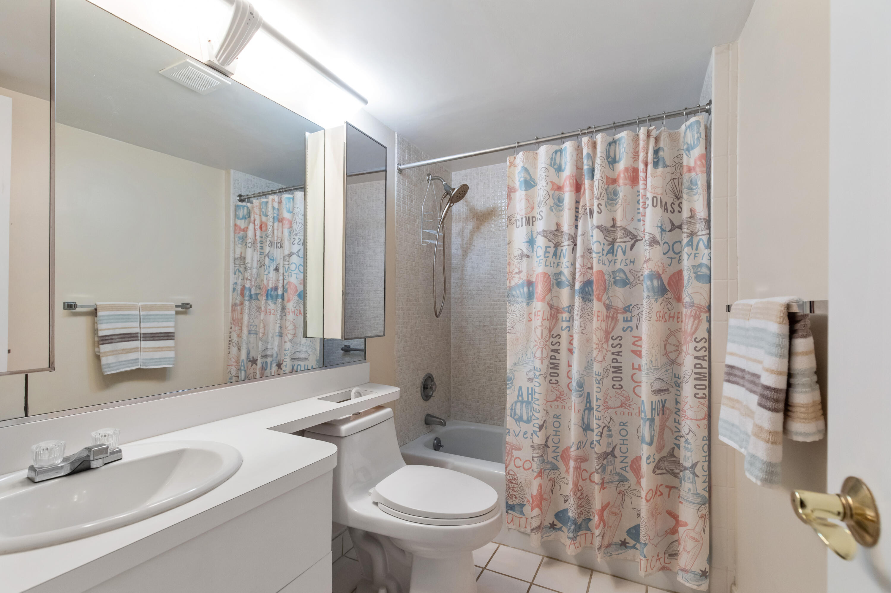 GARDEN AIRE VILLAGE SEA HAVEN - Residential