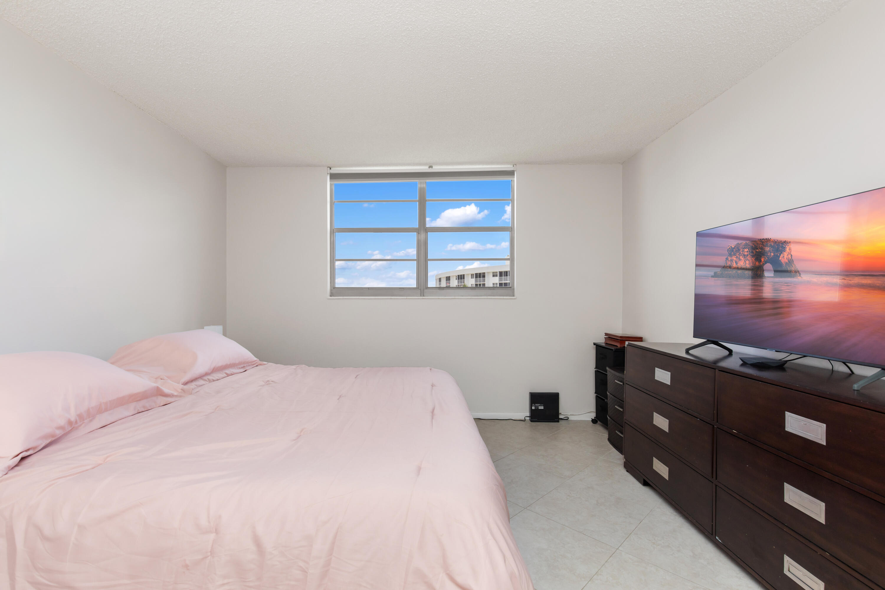 GARDEN AIRE VILLAGE SEA HAVEN - Residential