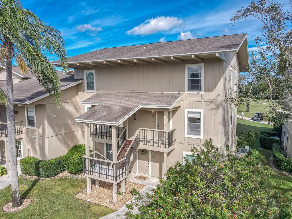 Photo of 18419 SE Wood Haven Lane #E, Jupiter, FL 33469 (MLS # R10944051)