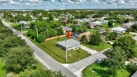 A home in Port St Lucie