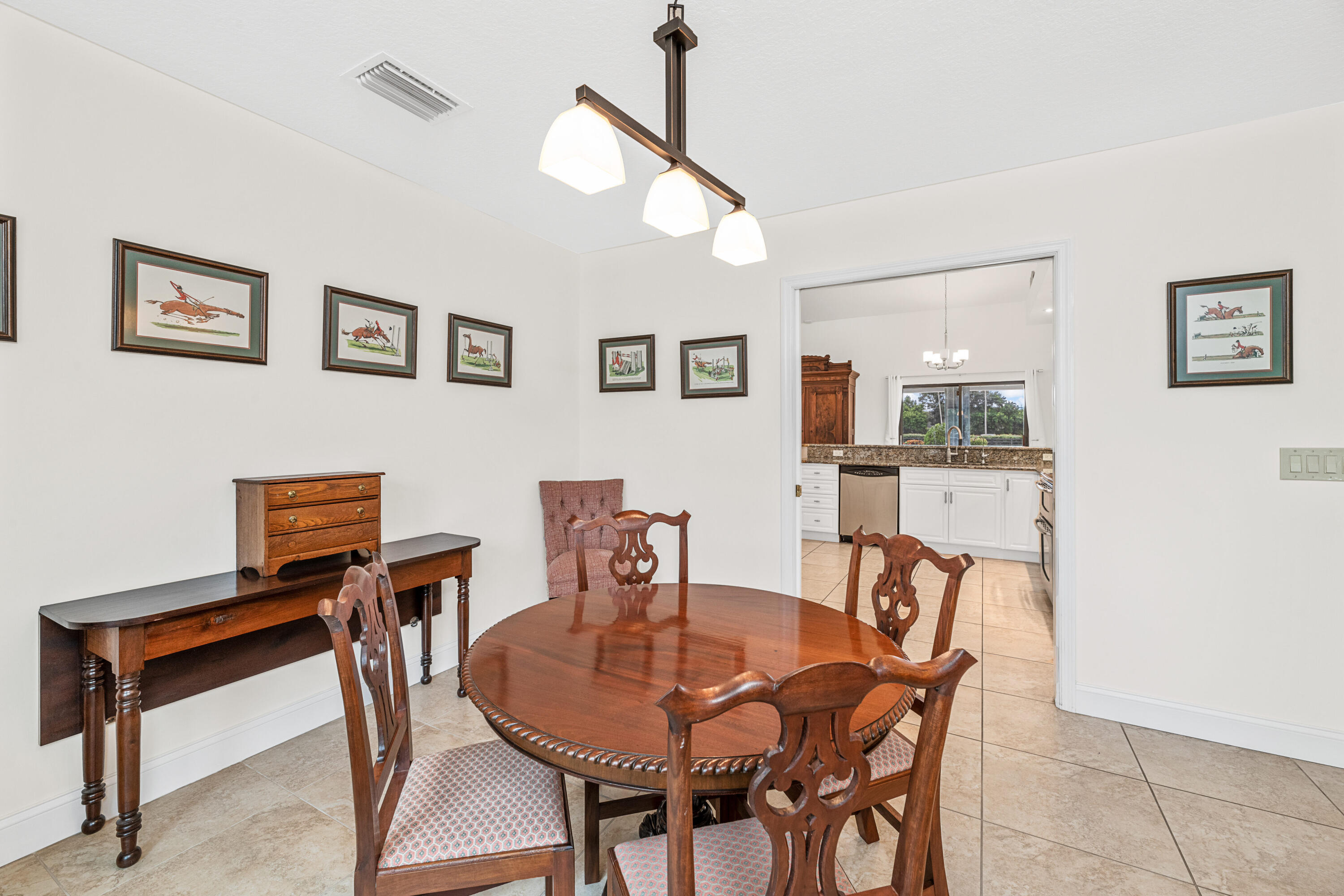 SADDLE TRAIL PARK OF WELLINGTON - Residential