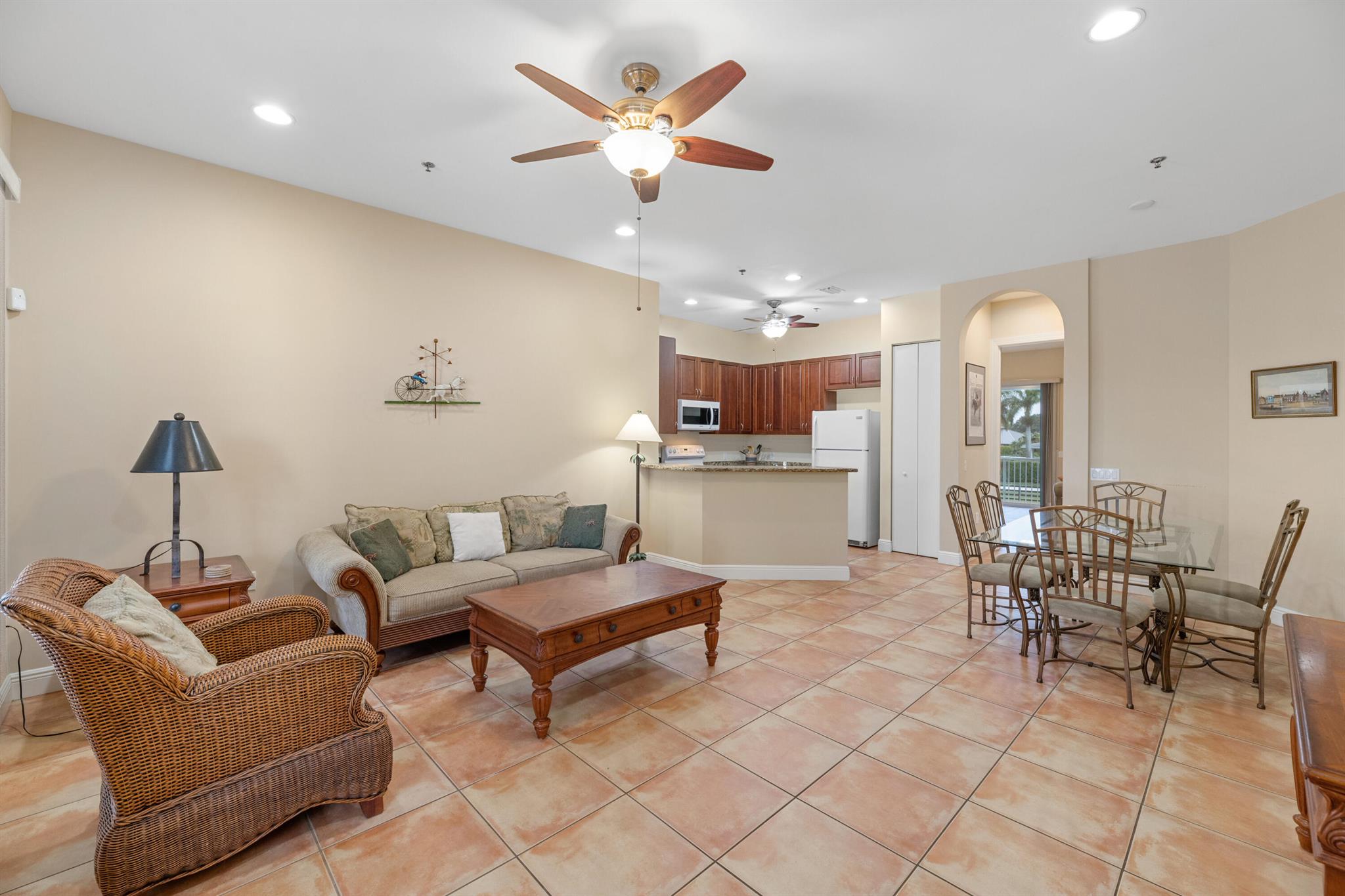 SADDLE TRAIL PARK OF WELL - Residential