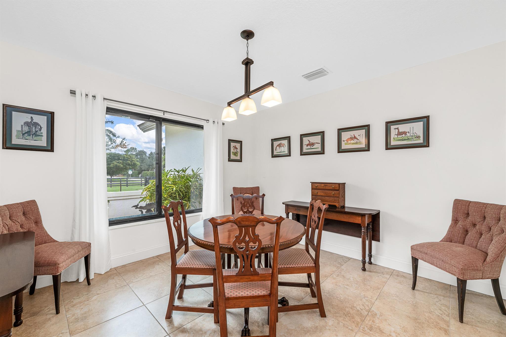 SADDLE TRAIL PARK OF WELL - Residential