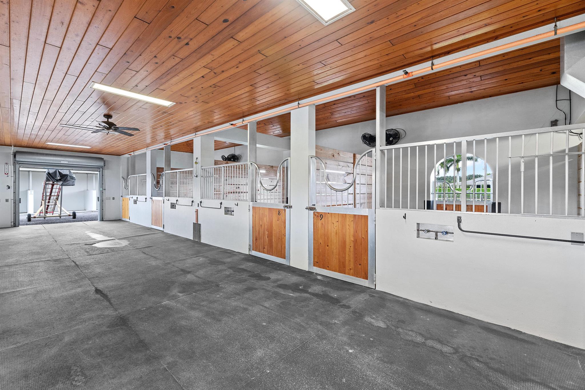 SADDLE TRAIL PARK OF WELL - Residential