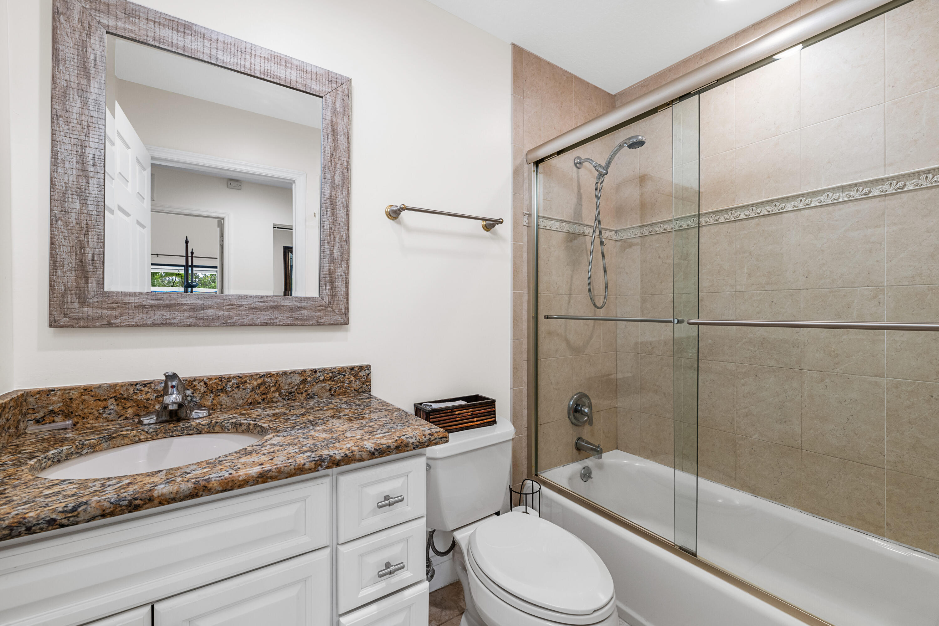 SADDLE TRAIL PARK OF WELLINGTON - Residential