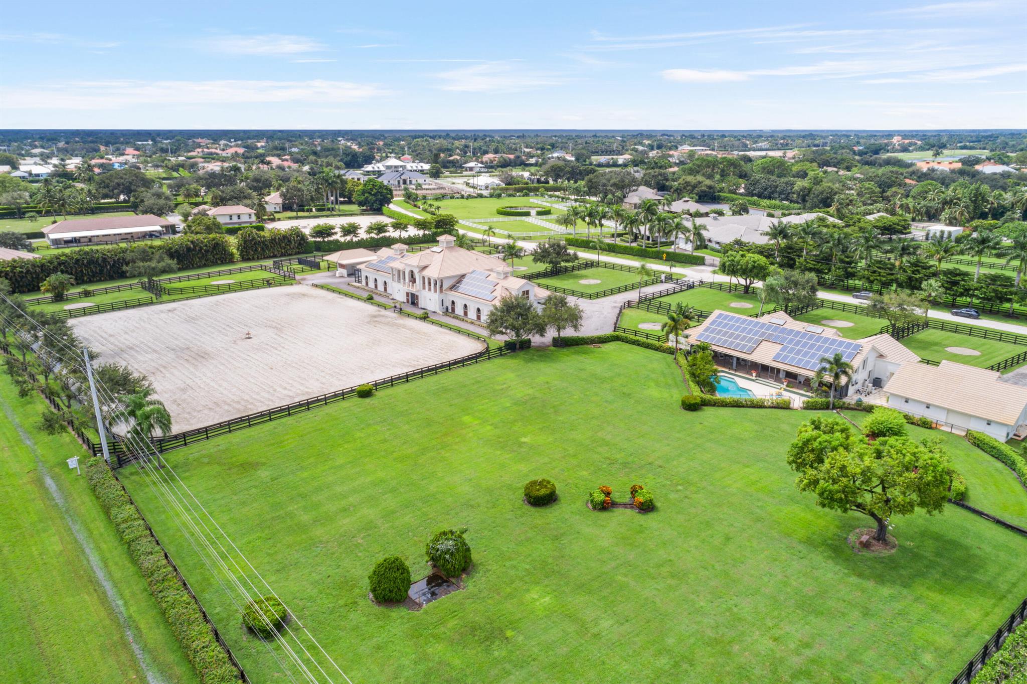 SADDLE TRAIL PARK OF WELL - Residential