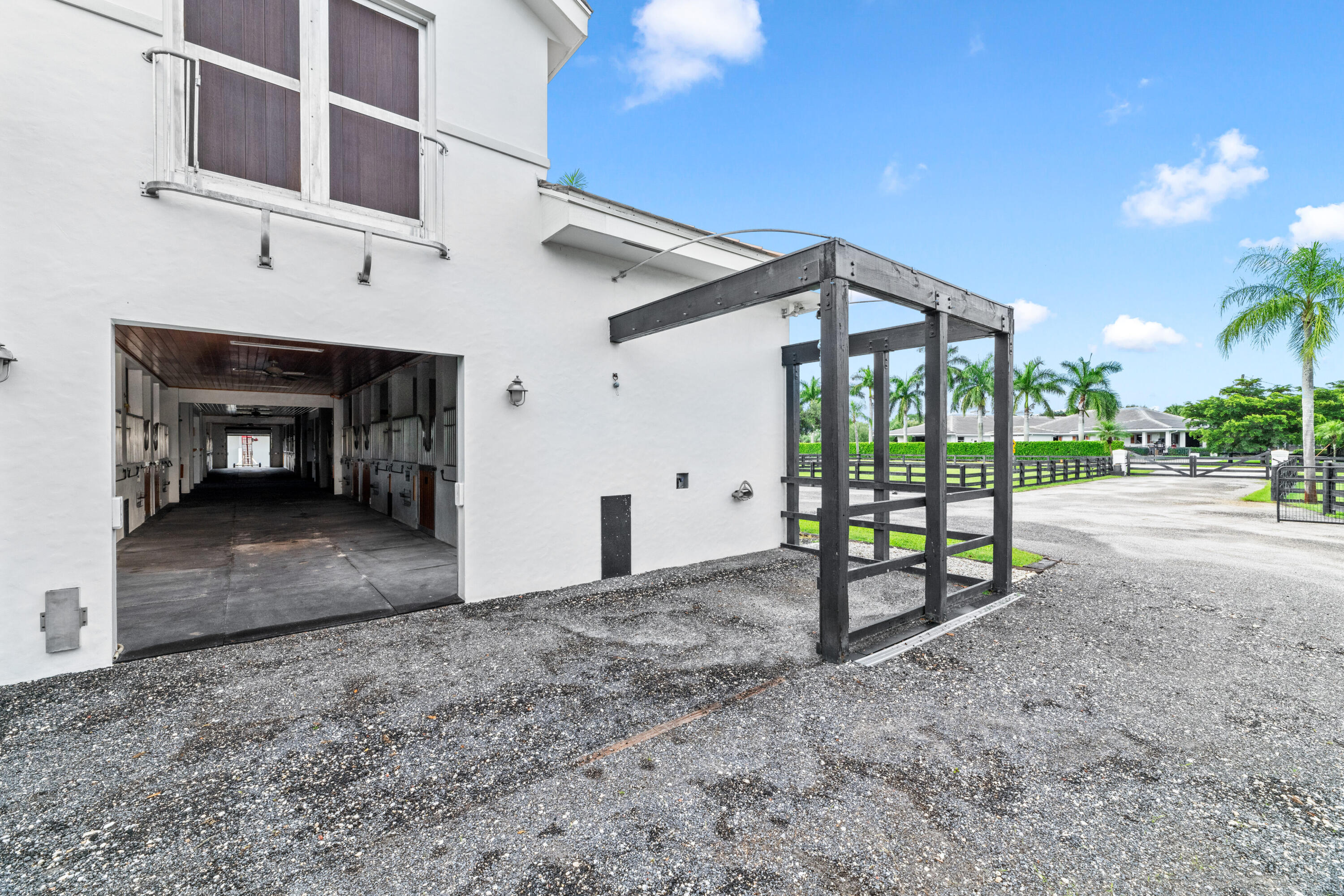 SADDLE TRAIL PARK OF WELLINGTON - Residential