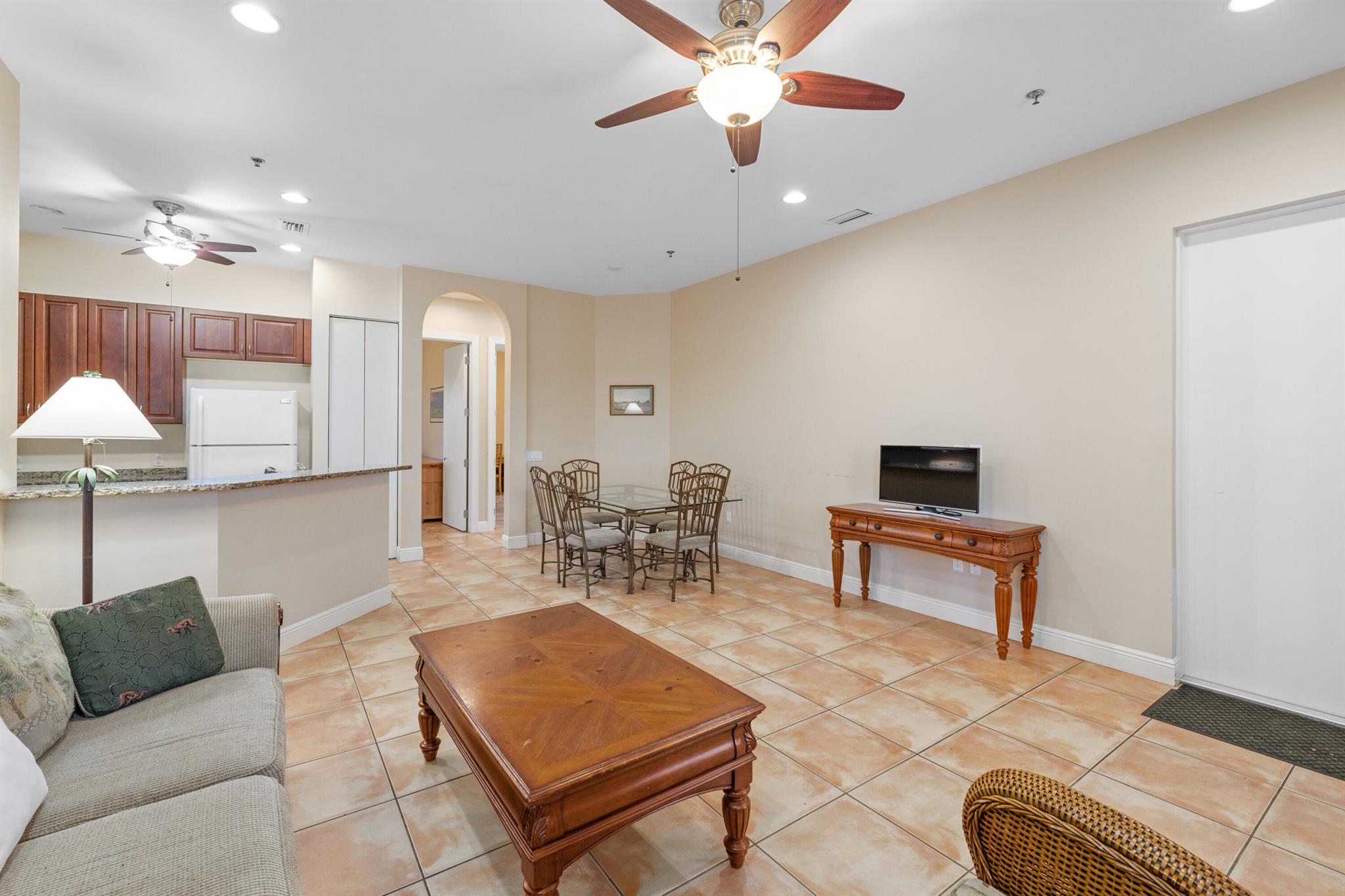 SADDLE TRAIL PARK OF WELL - Residential