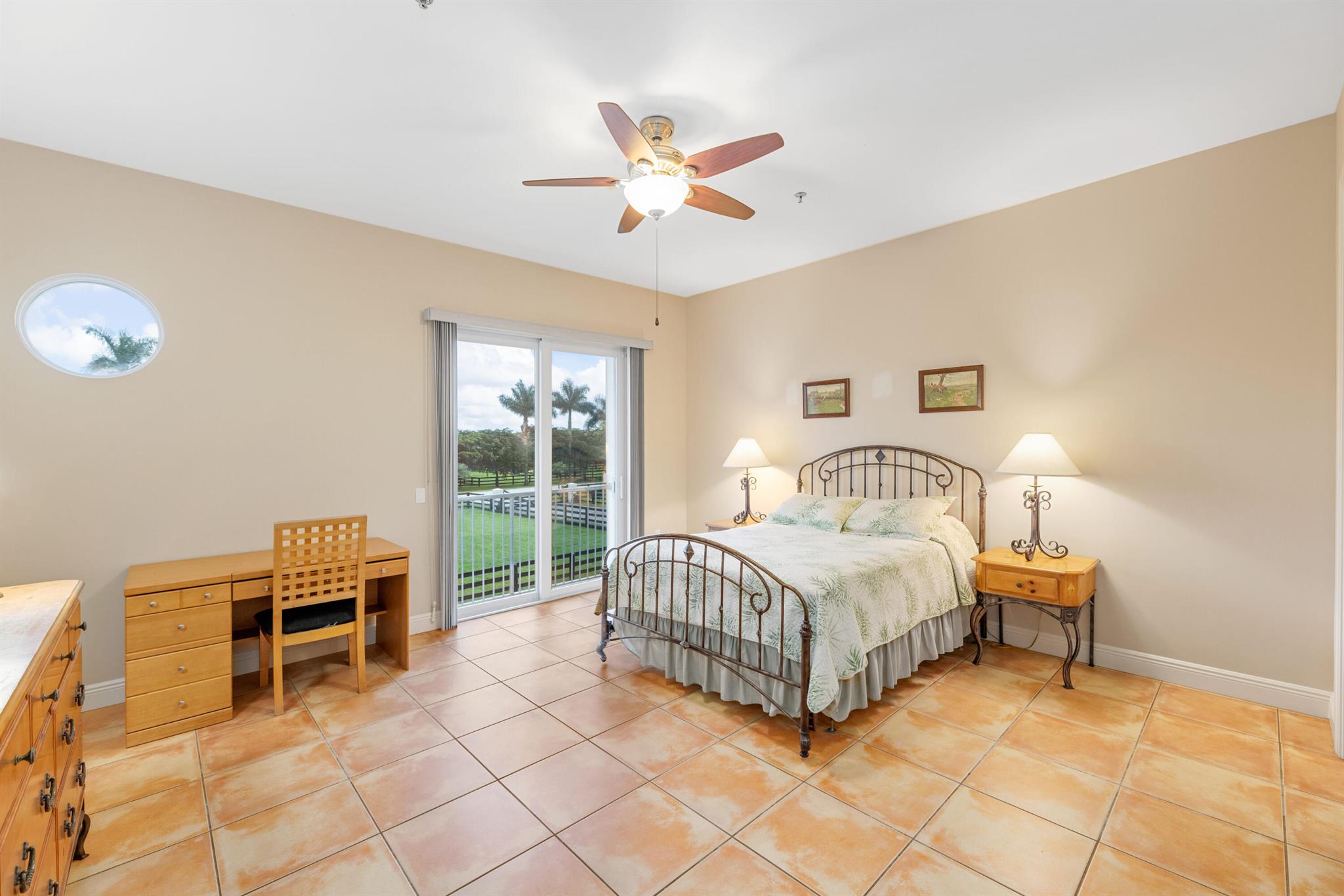 SADDLE TRAIL PARK OF WELL - Residential