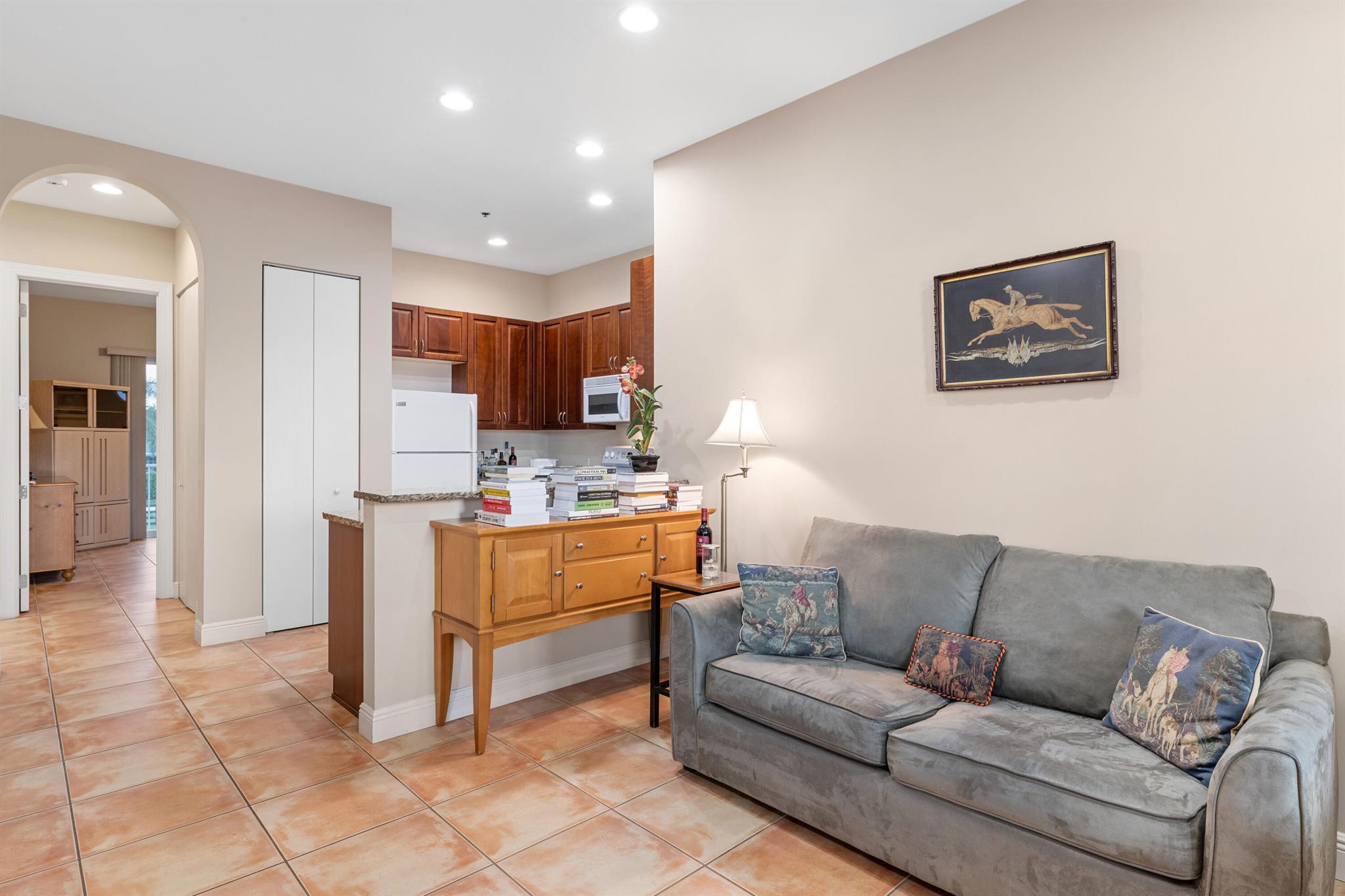 SADDLE TRAIL PARK OF WELL - Residential