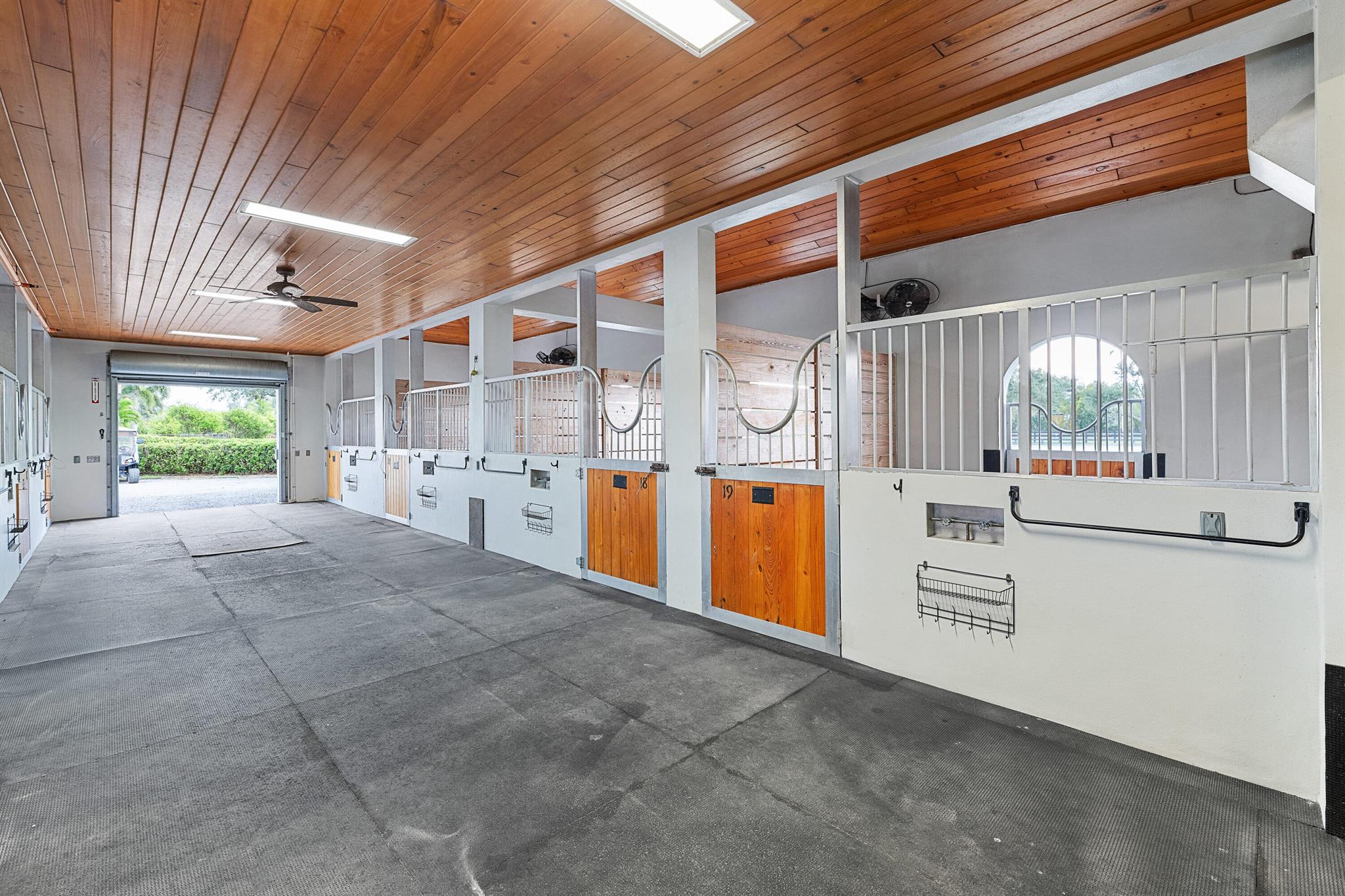 SADDLE TRAIL PARK OF WELL - Residential