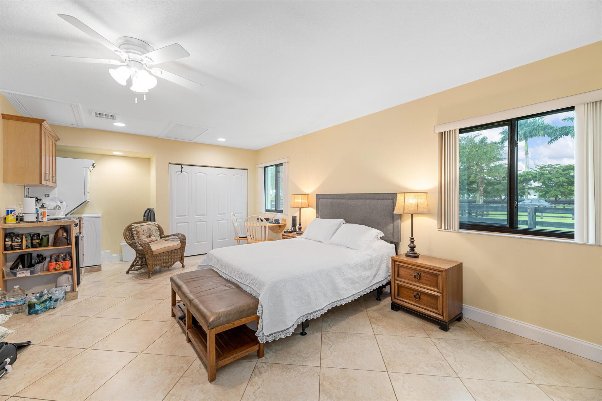 SADDLE TRAIL PARK OF WELL - Residential