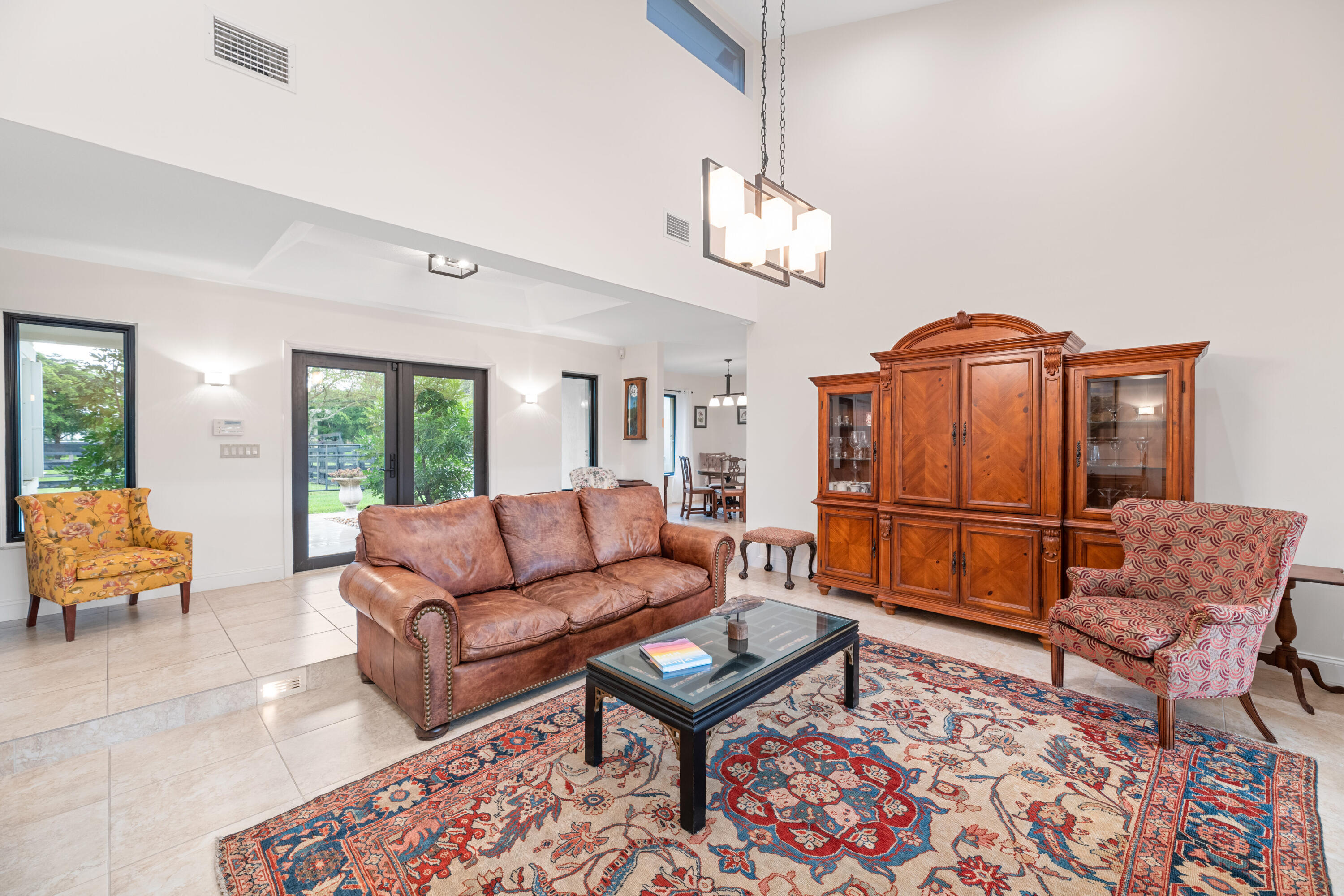 SADDLE TRAIL PARK OF WELLINGTON - Residential