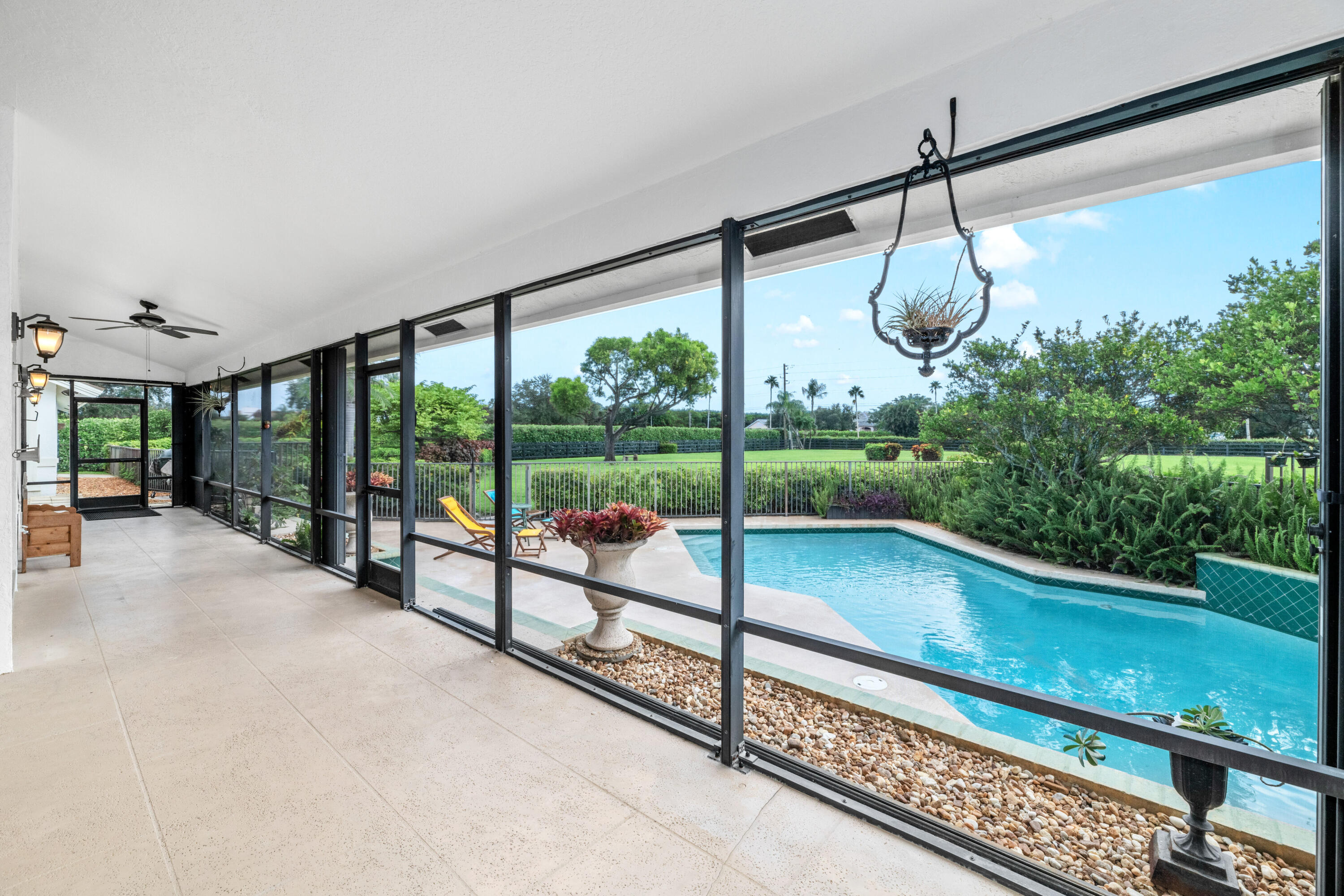 SADDLE TRAIL PARK OF WELLINGTON - Residential