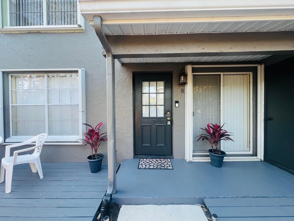 Photo of 5130 Society Place W #H, West Palm Beach, FL 33415 (MLS # R11162032)