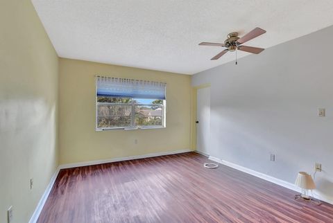 A home in Deerfield Beach