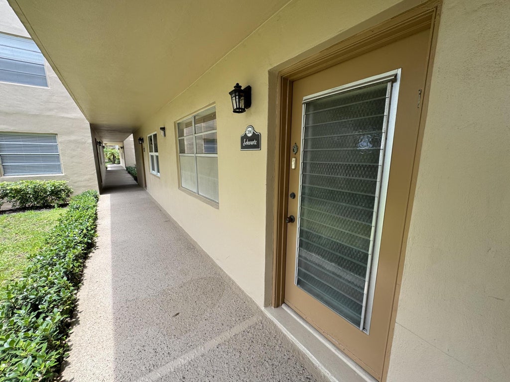 Photo of 390 Capri I, Delray Beach, FL 33484 (MLS # R10987893)