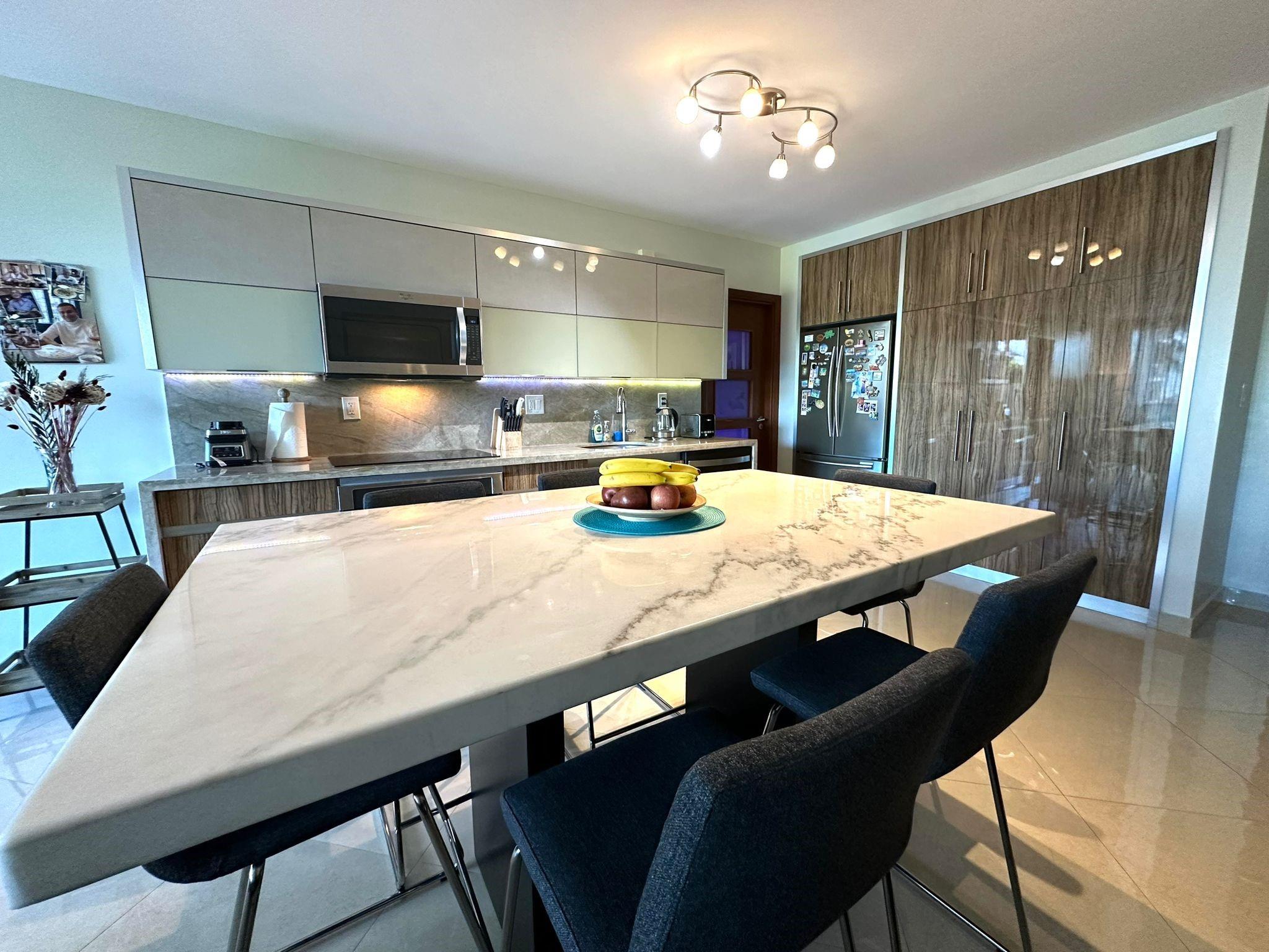 4001 S Ocean Dr 3H