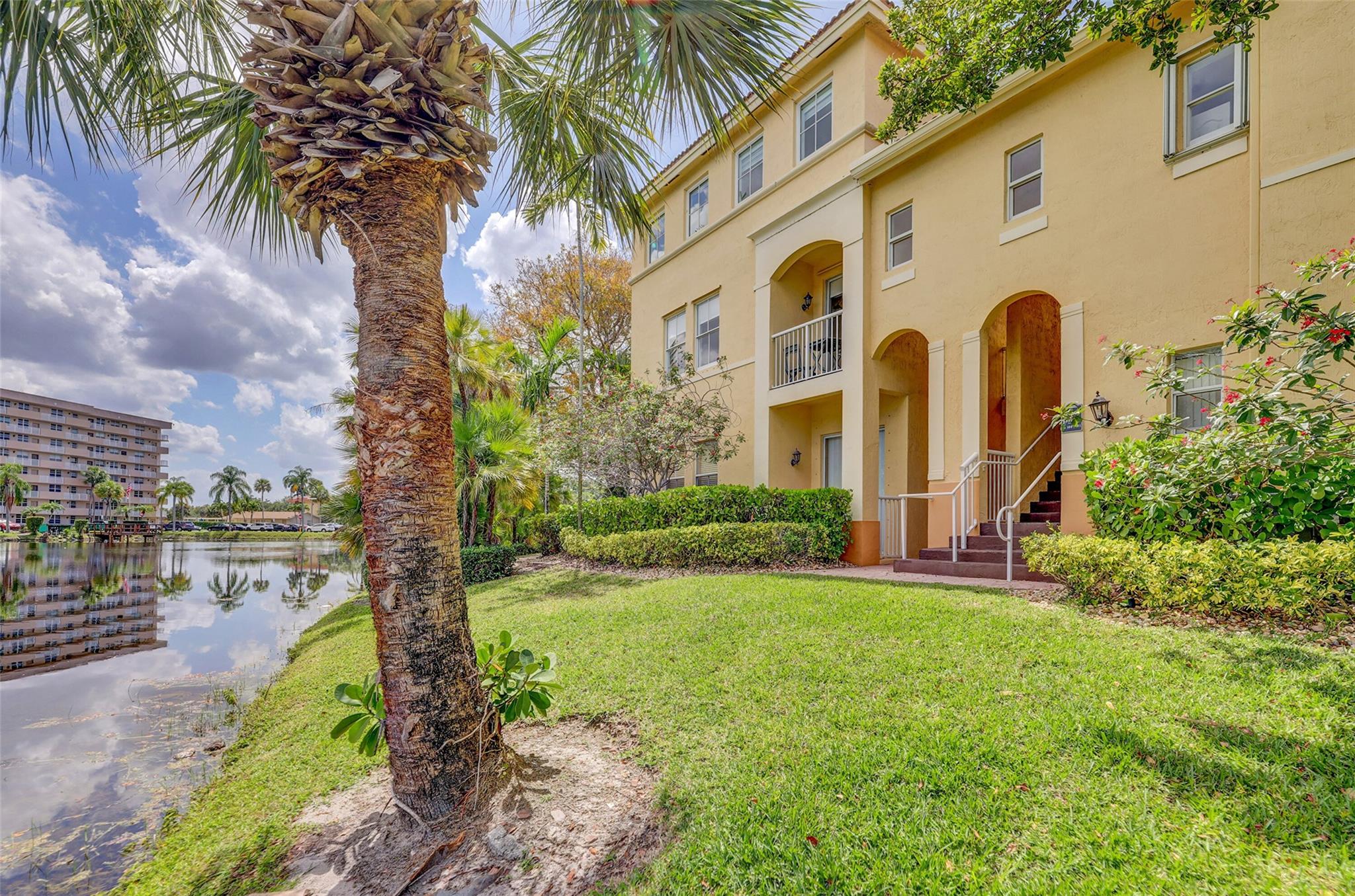 COURTYARDS AT JACARANDA - Residential Lease