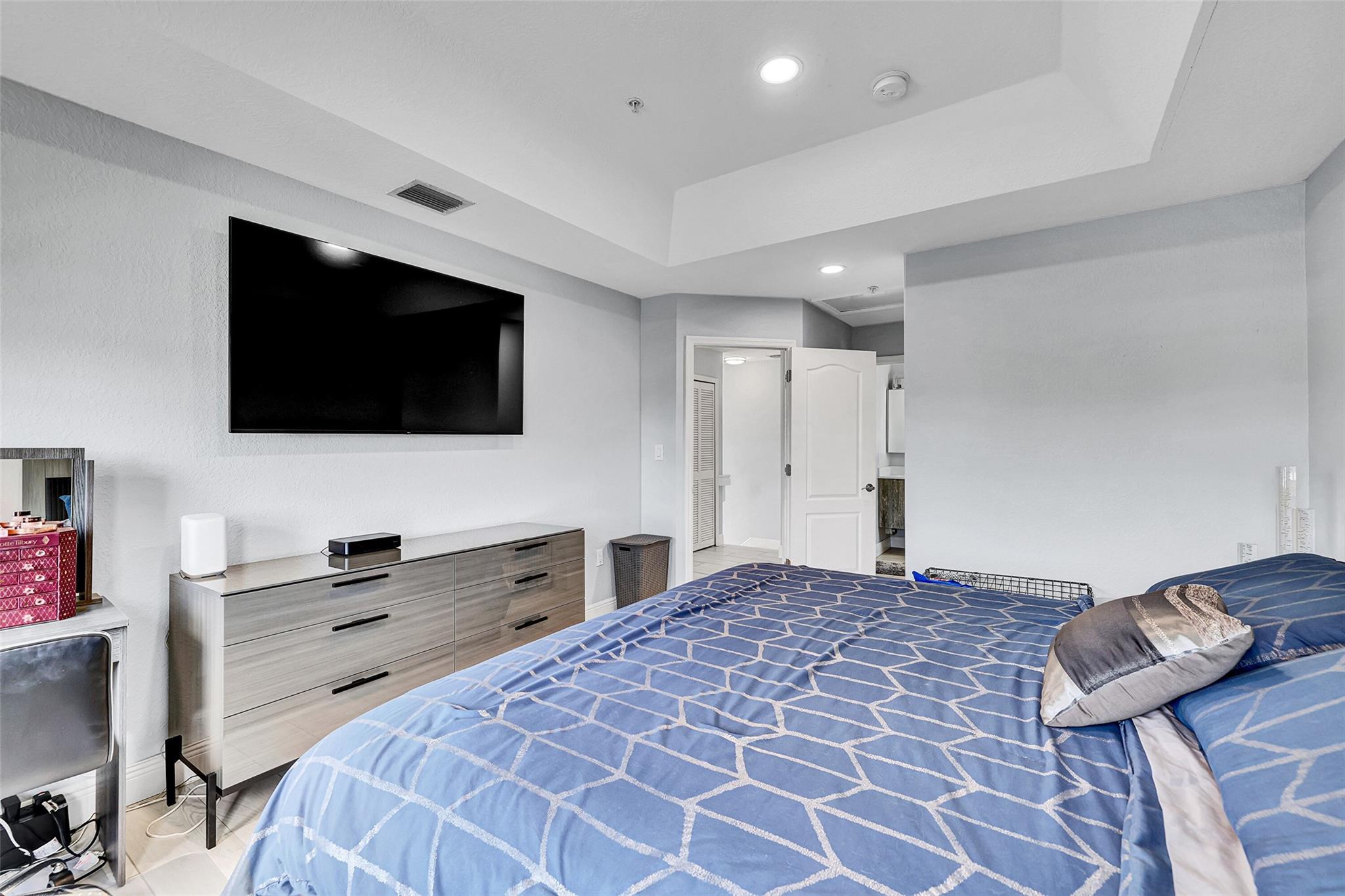 COURTYARDS AT JACARANDA - Residential Lease