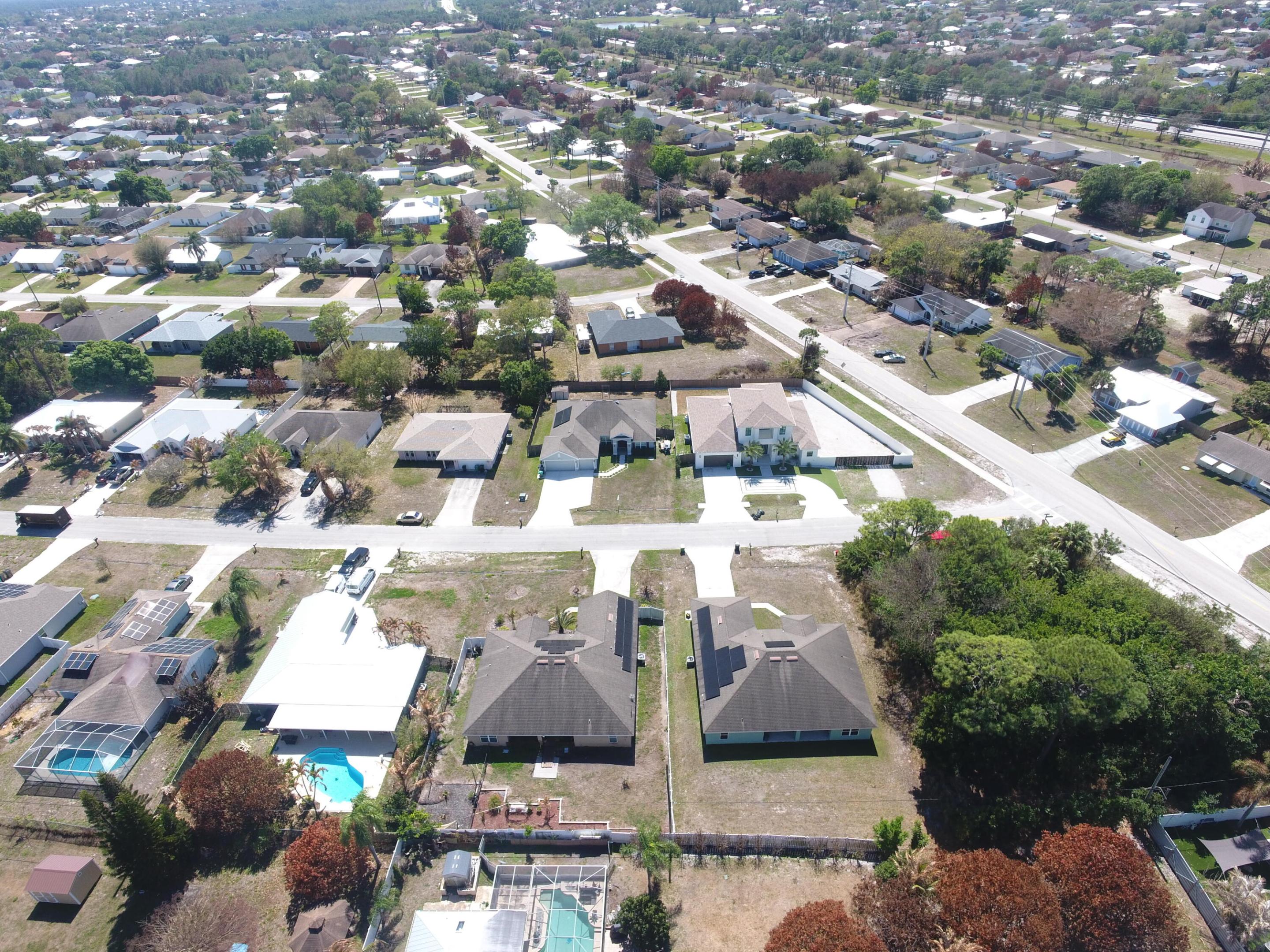 PORT ST LUCIE SECTION 18 - Residential