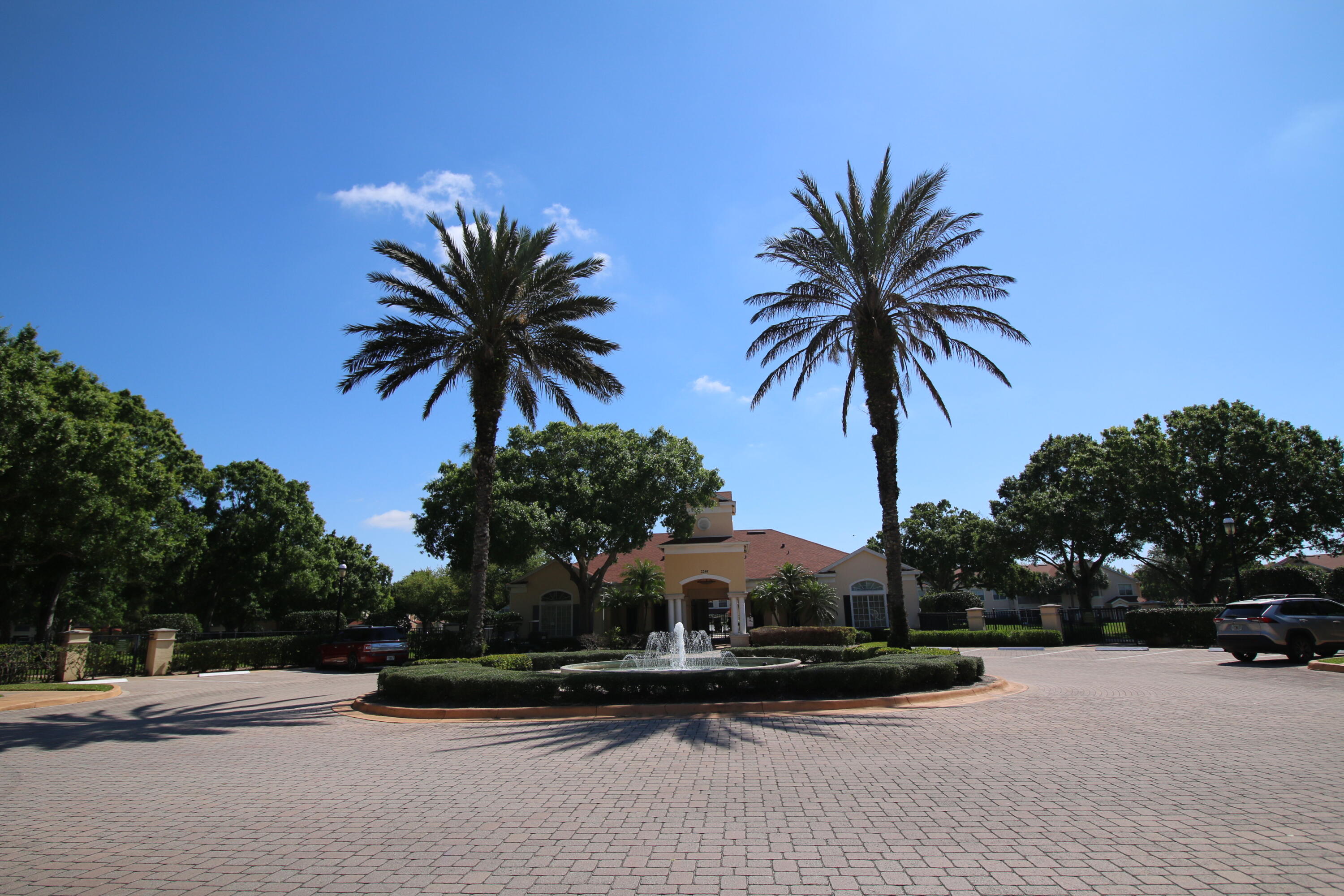 PALM ESTATES AT VERO BEACH CONDO - Residential