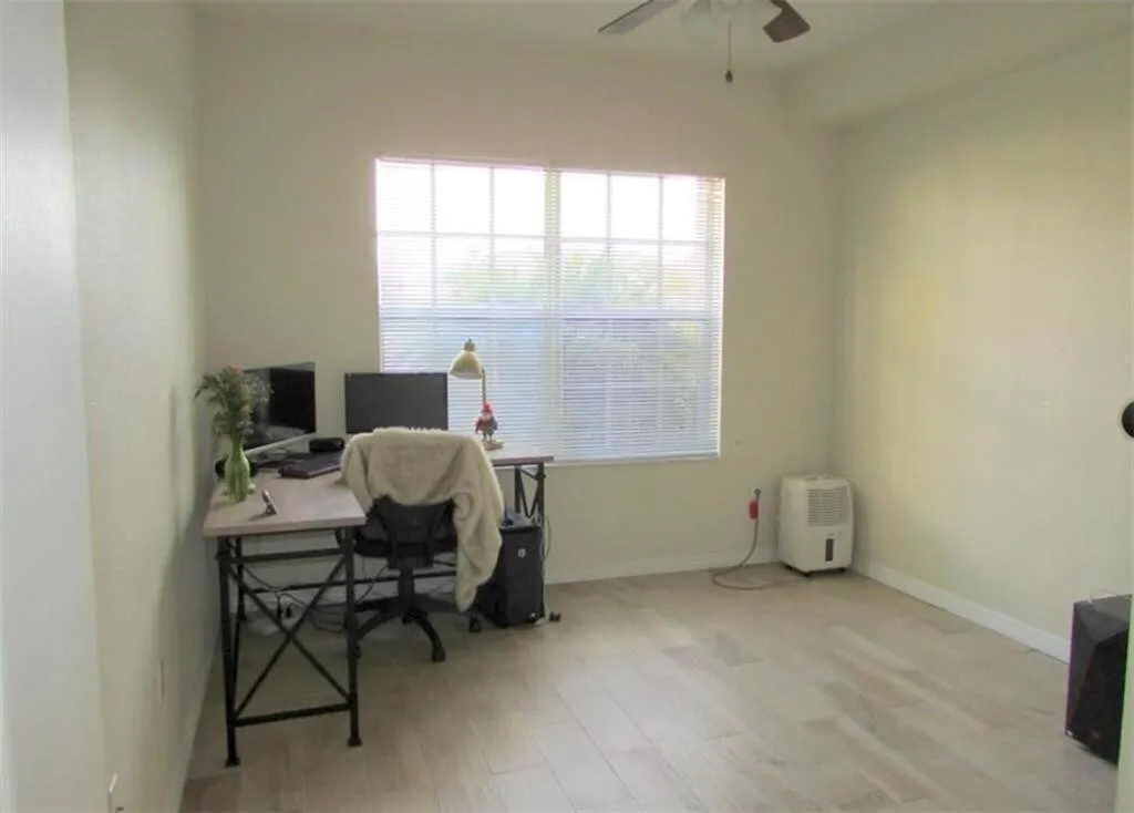 PALM ESTATES AT VERO BEACH CONDO - Residential