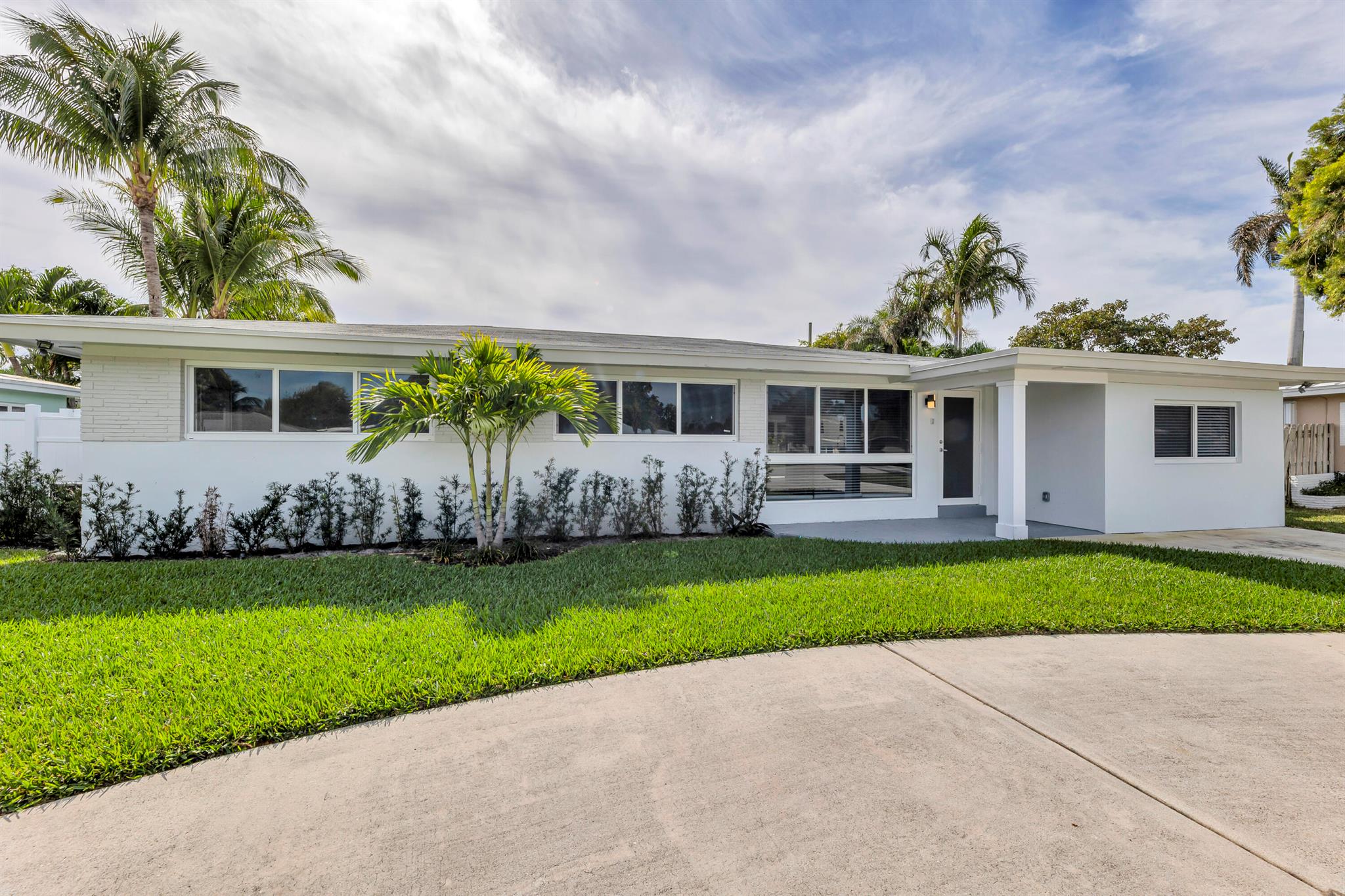 260 NE 28th Terrace