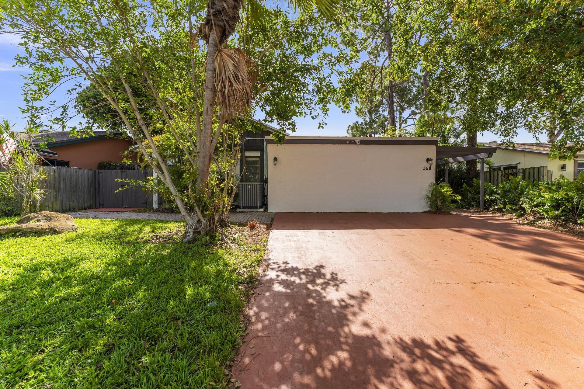 358 SW 32nd Terrace