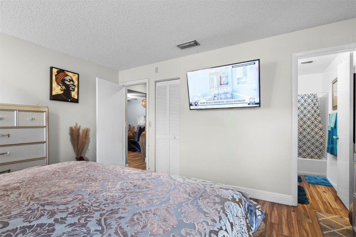 Royale Gardens - Residential